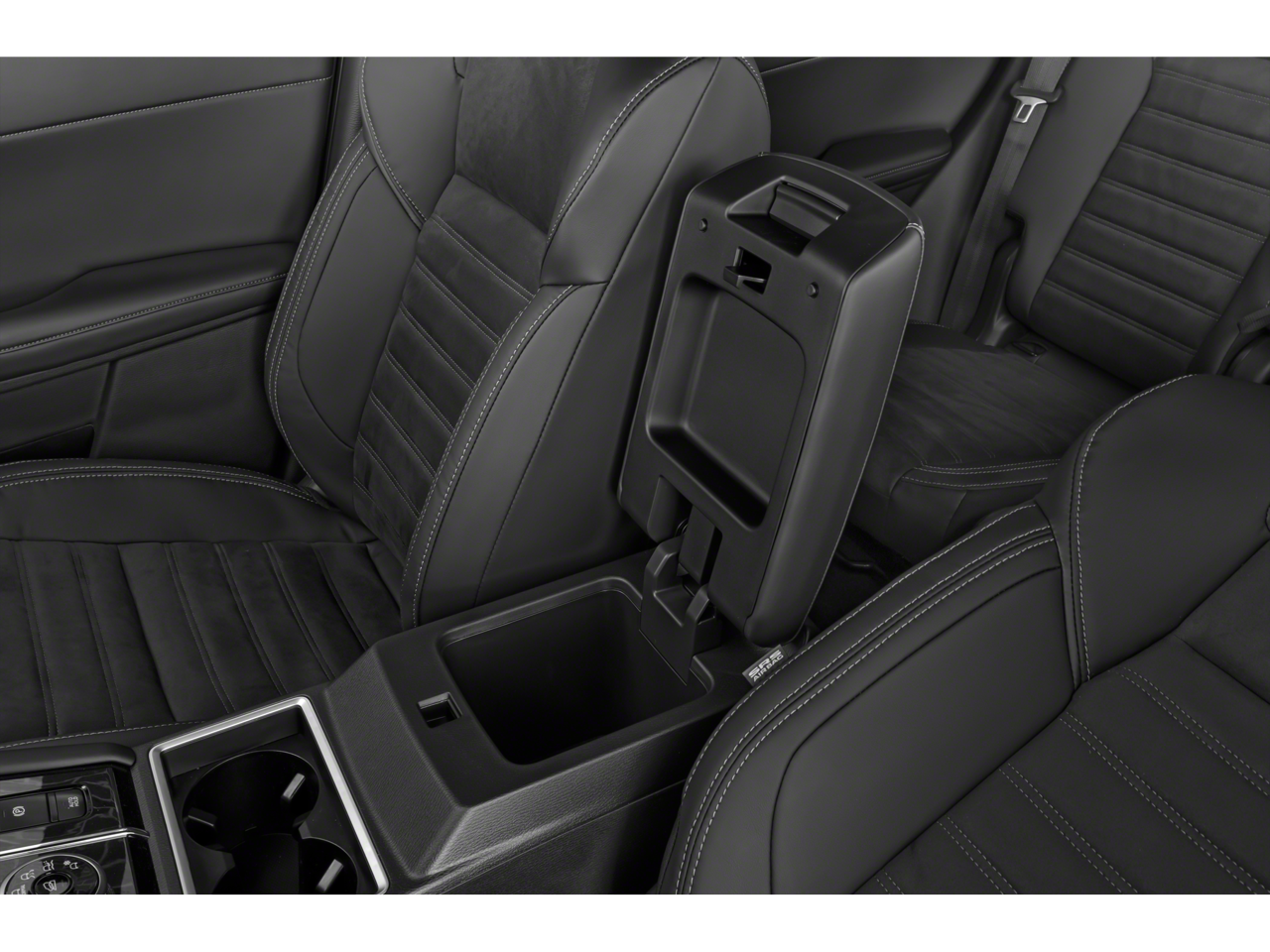 2024 Mitsubishi Outlander SE Black Edition w/Pano Roof