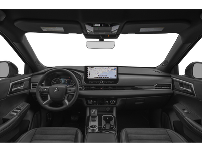 2027 Mitsubishi Outlander LE