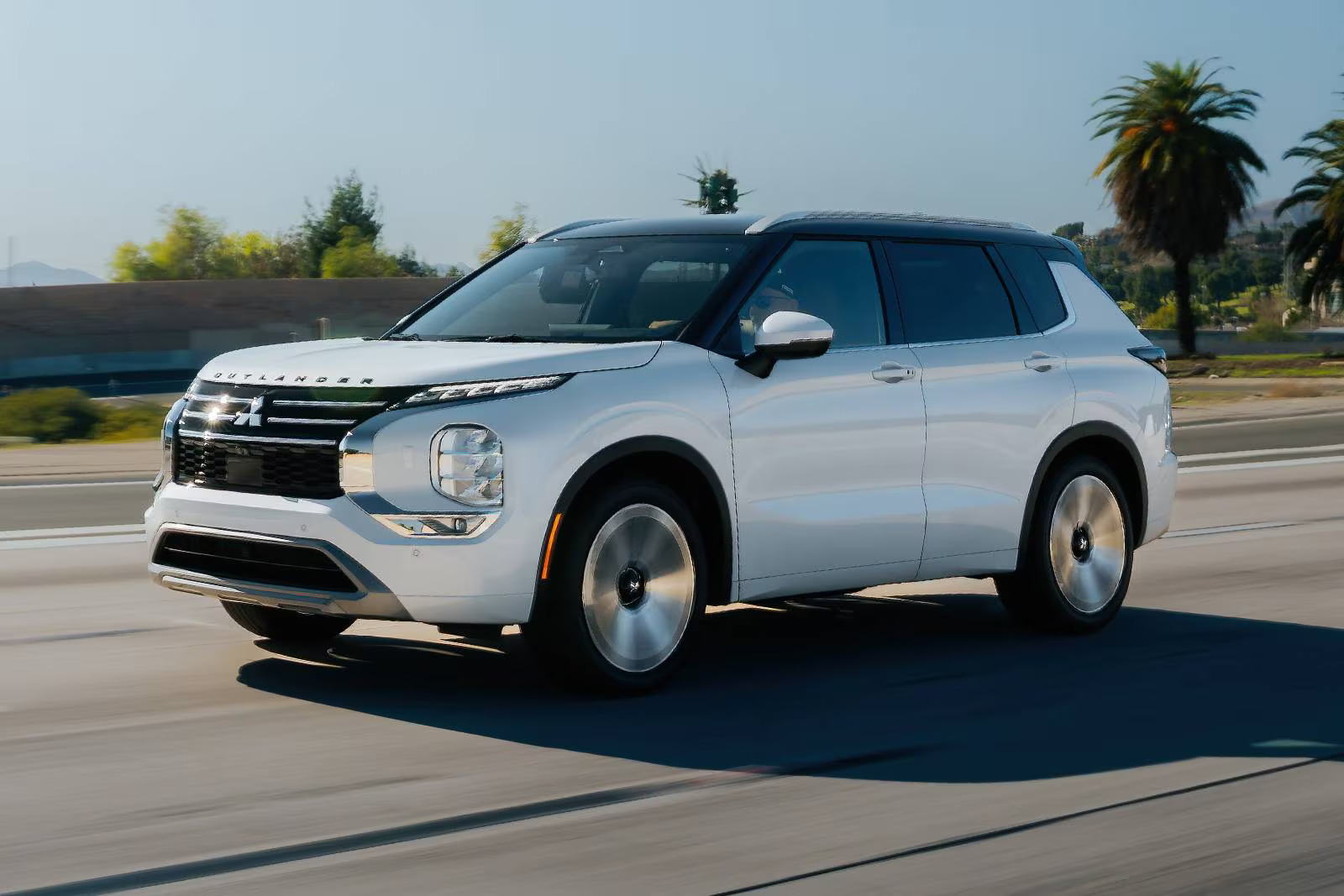 2026 Outlander on the road