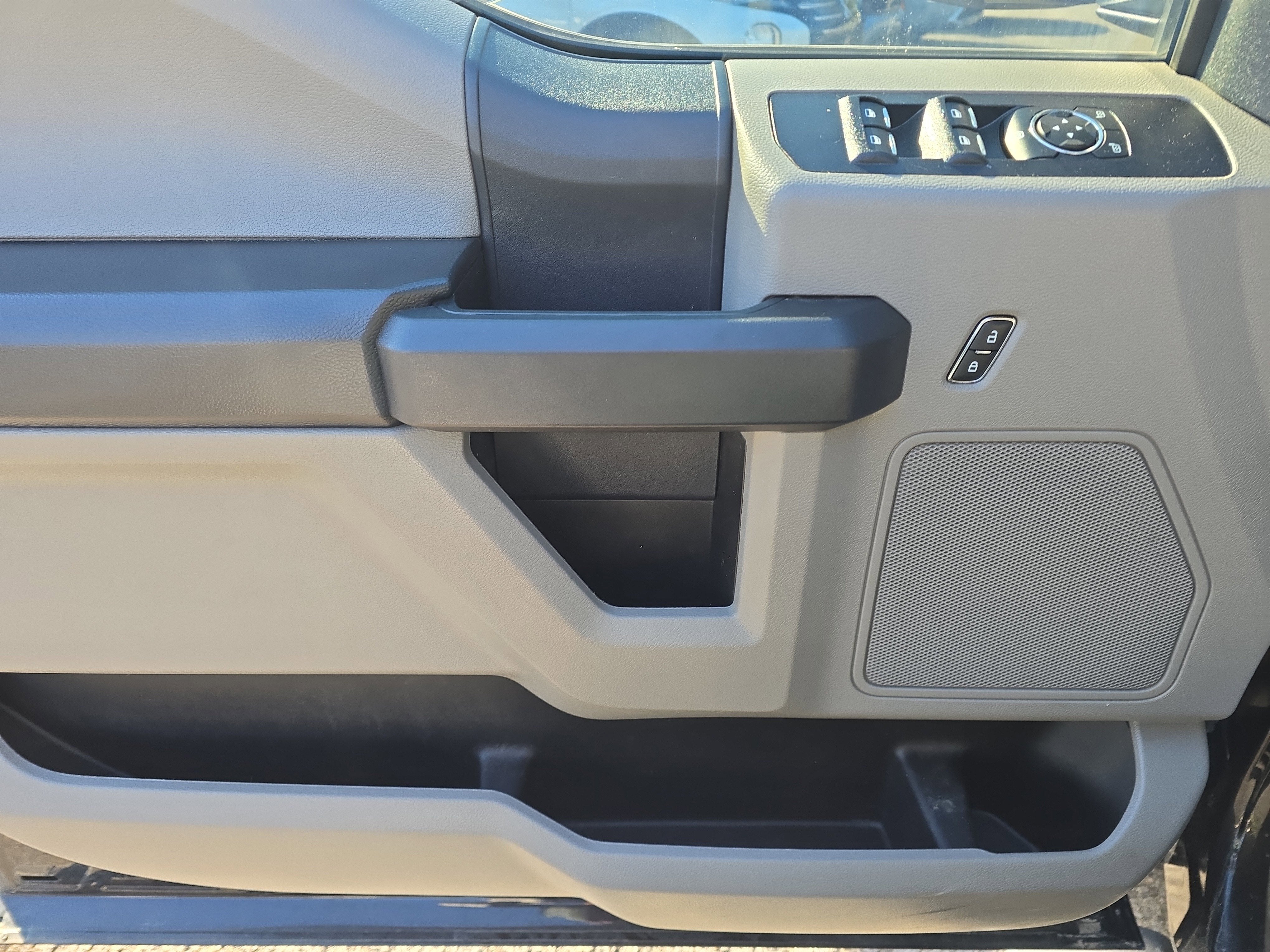 2022 Ford F-350SD XL