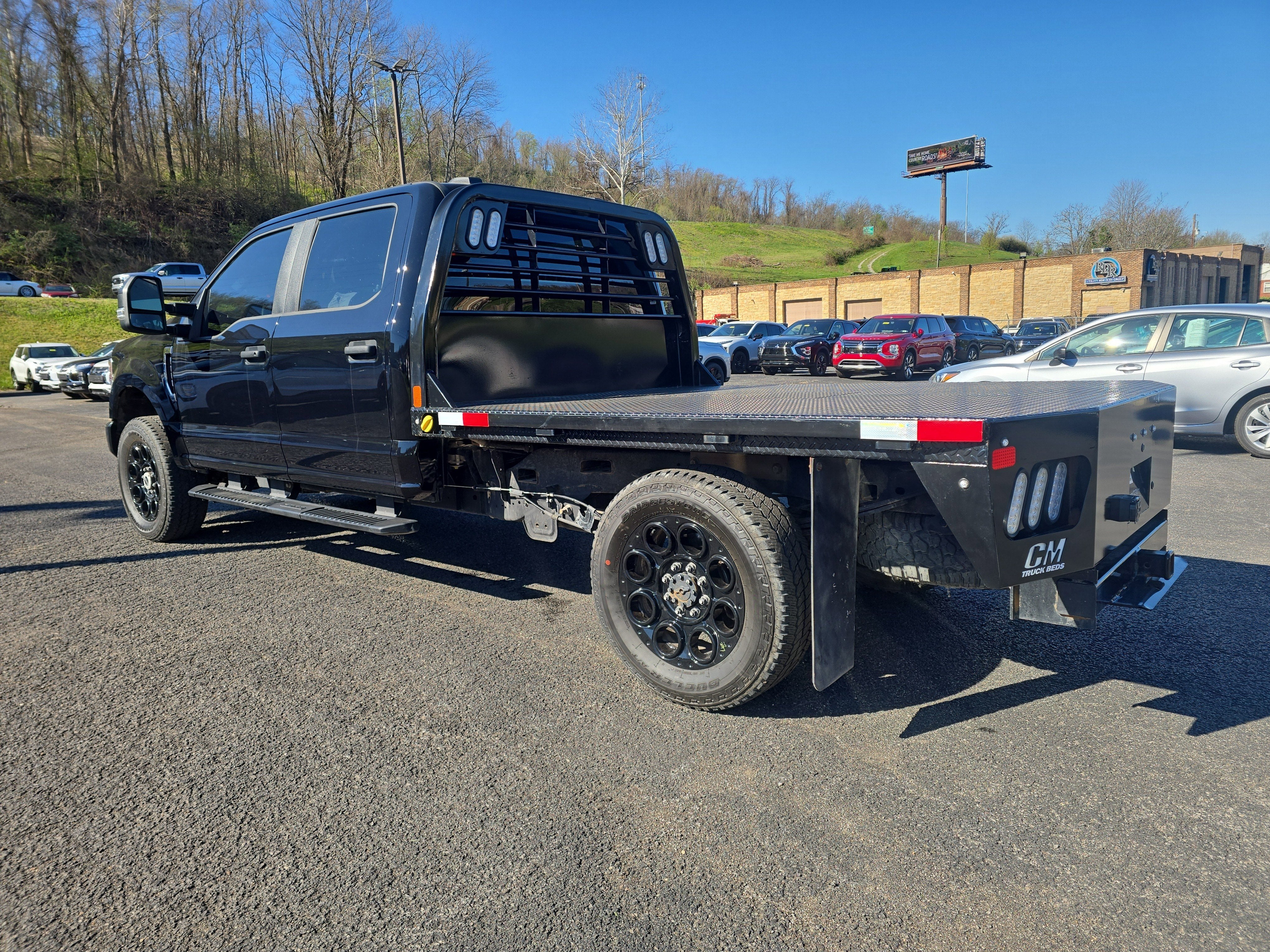 2022 Ford F-350SD XL