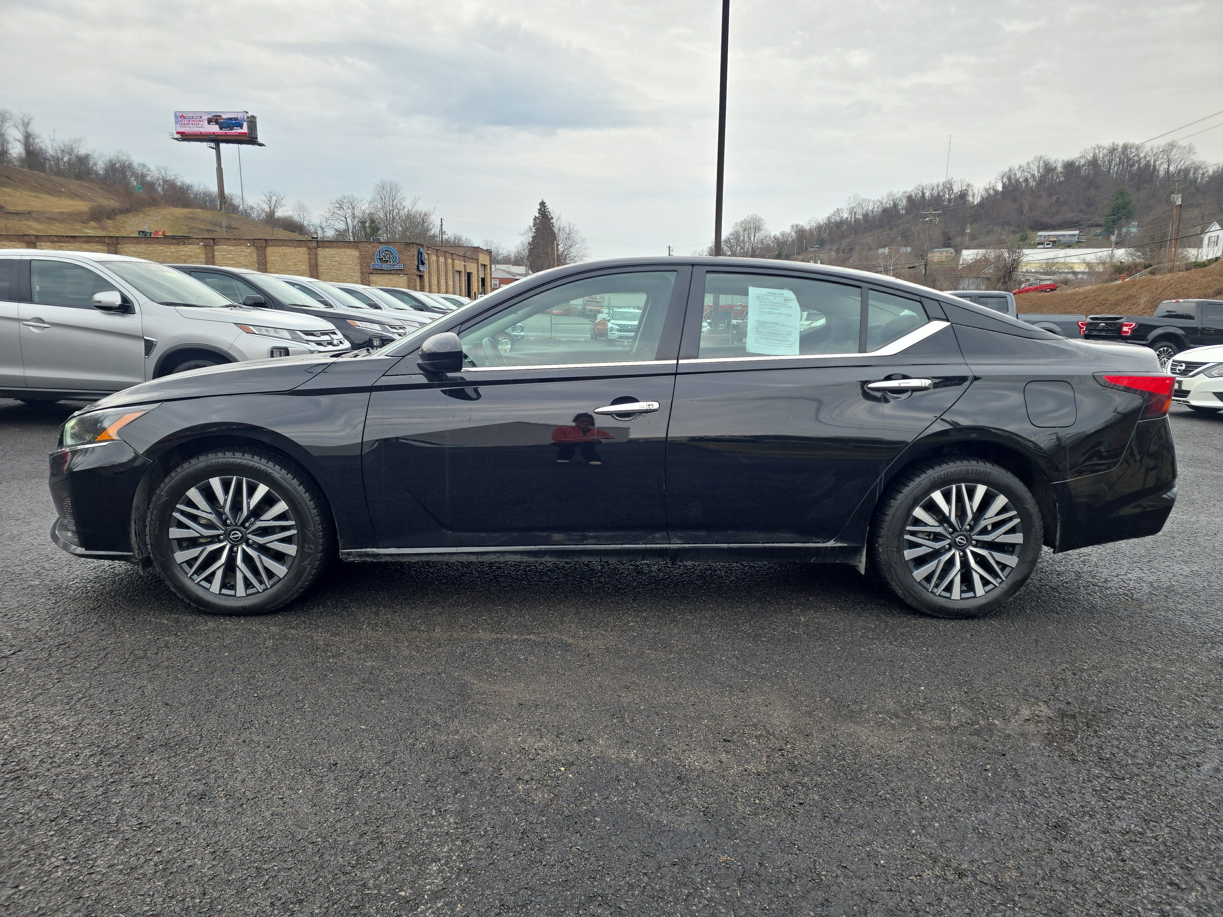 2023 Nissan Altima 2.5 SV