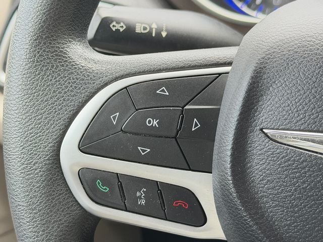2017 Chrysler Pacifica LX