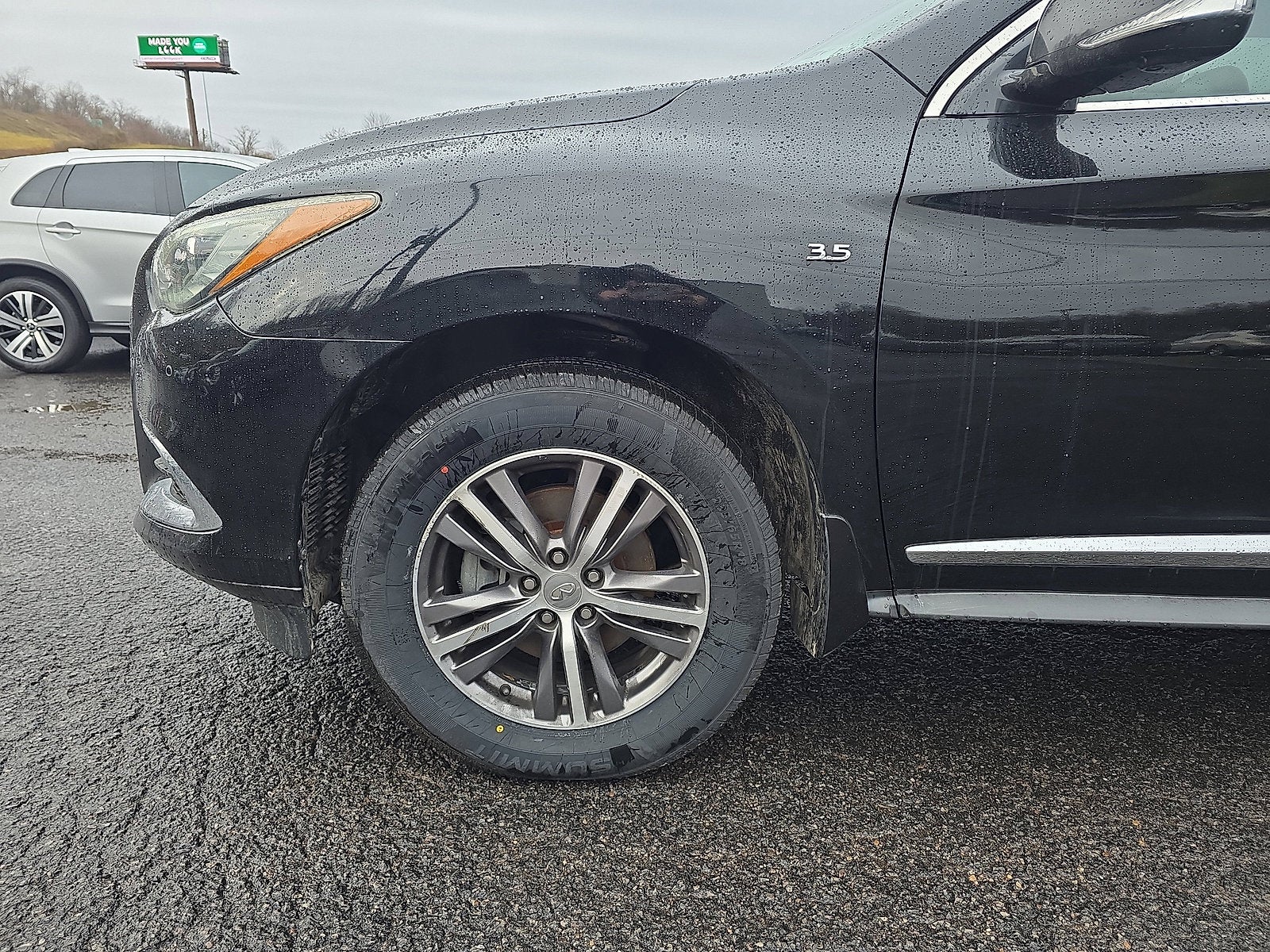 2019 INFINITI QX60 LUXE