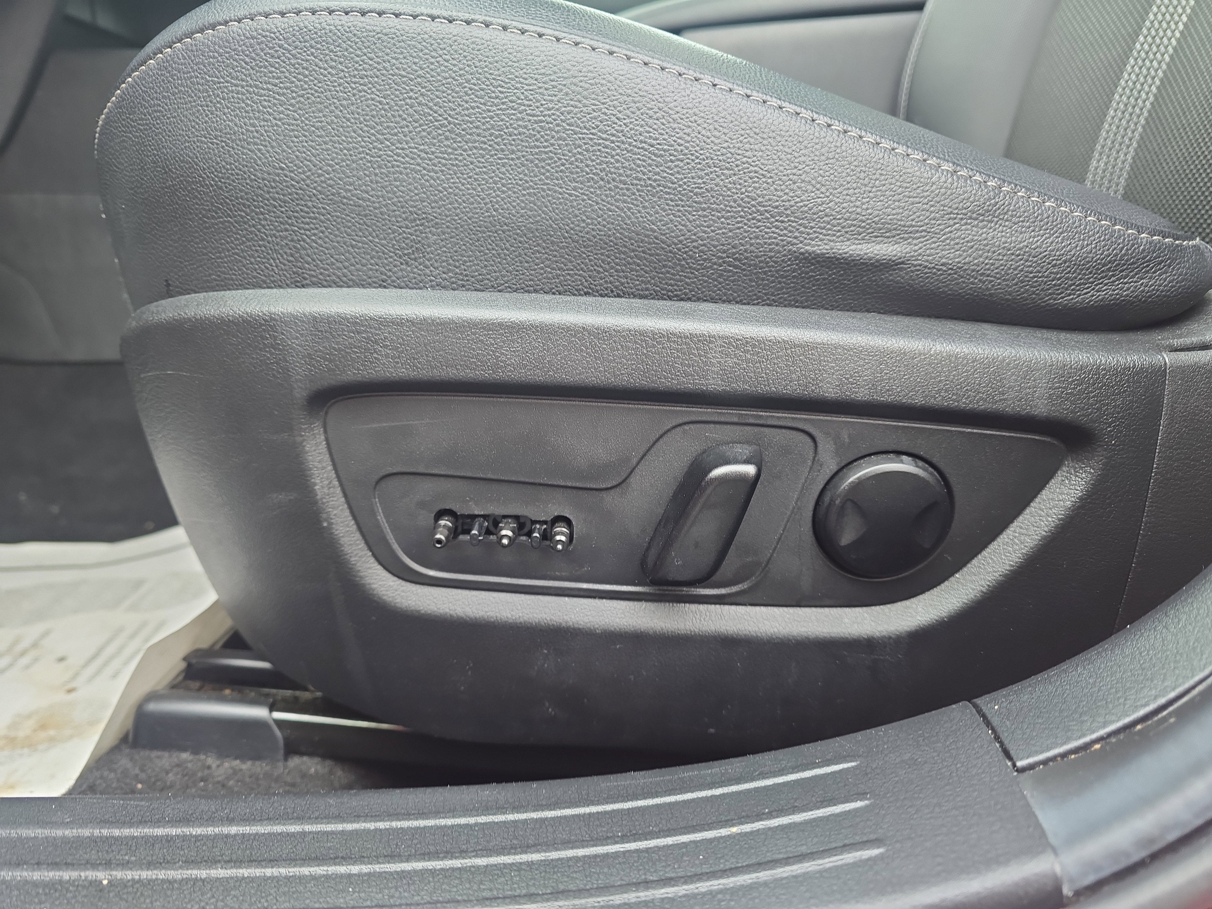 2024 Mazda Mazda CX-50 2.5 S Premium Package