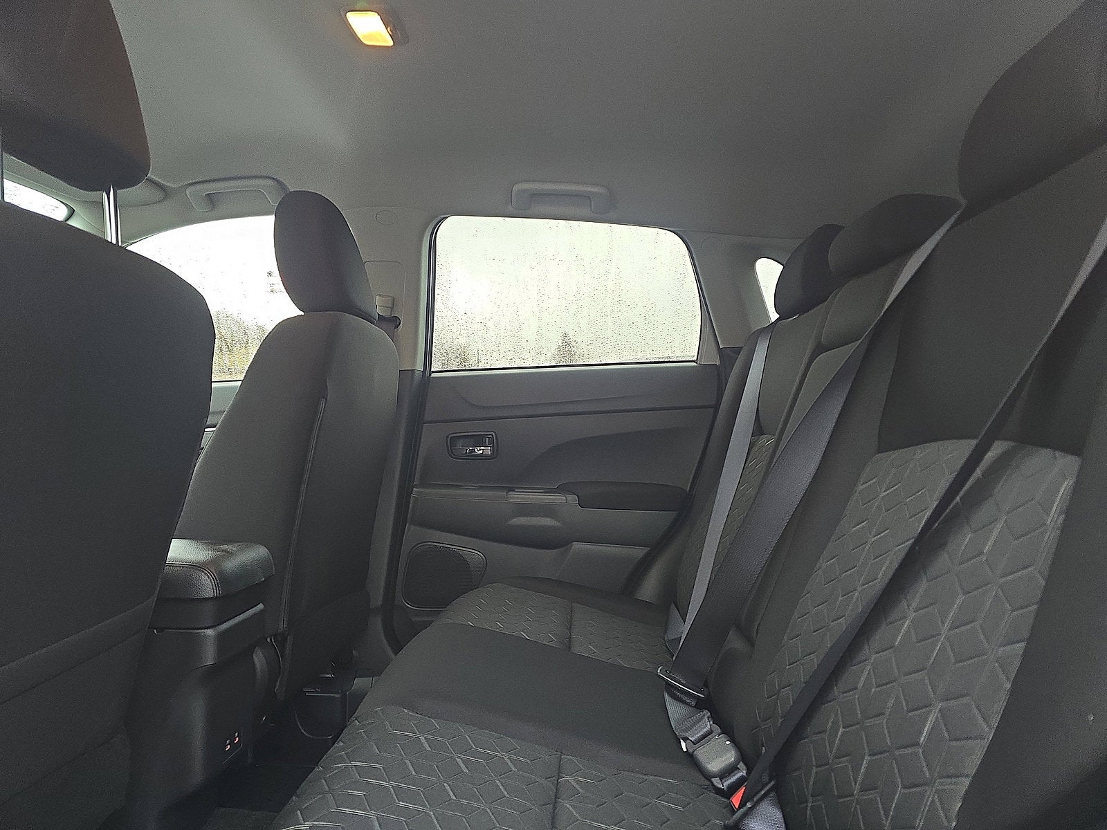 2026 Mitsubishi Outlander Sport 2.0 LE