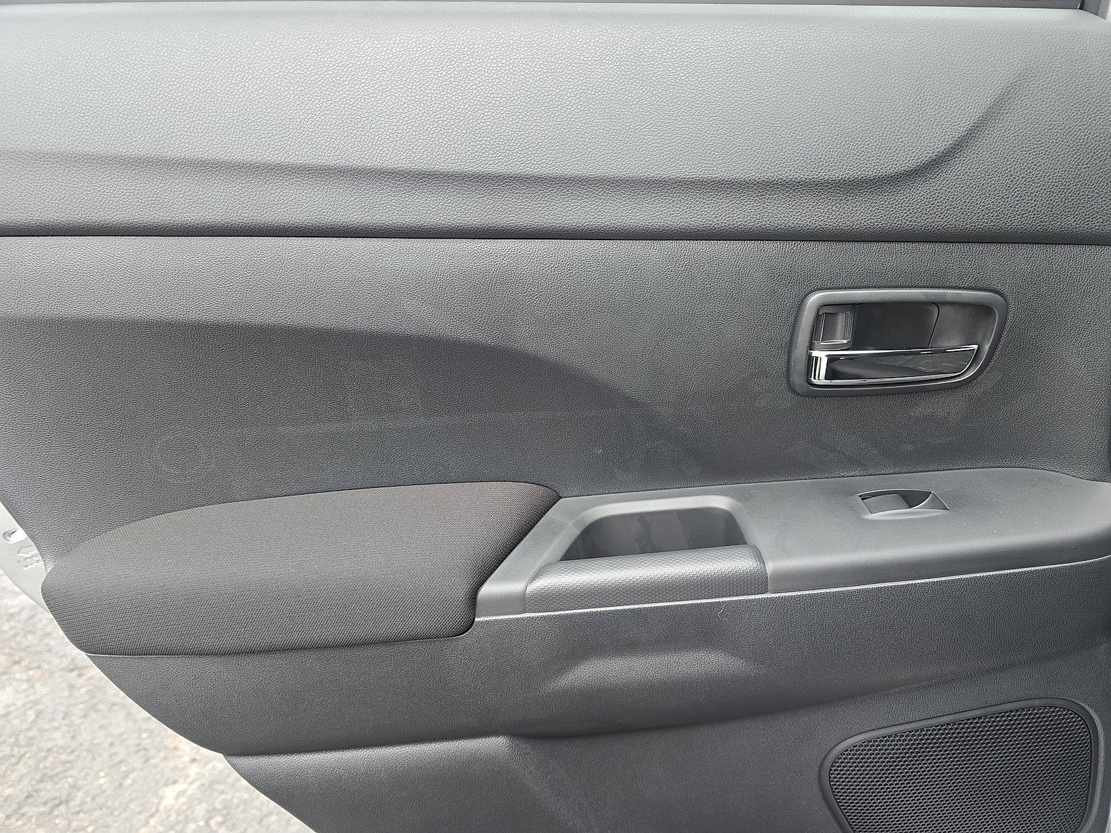 2026 Mitsubishi Outlander Sport 2.0 LE