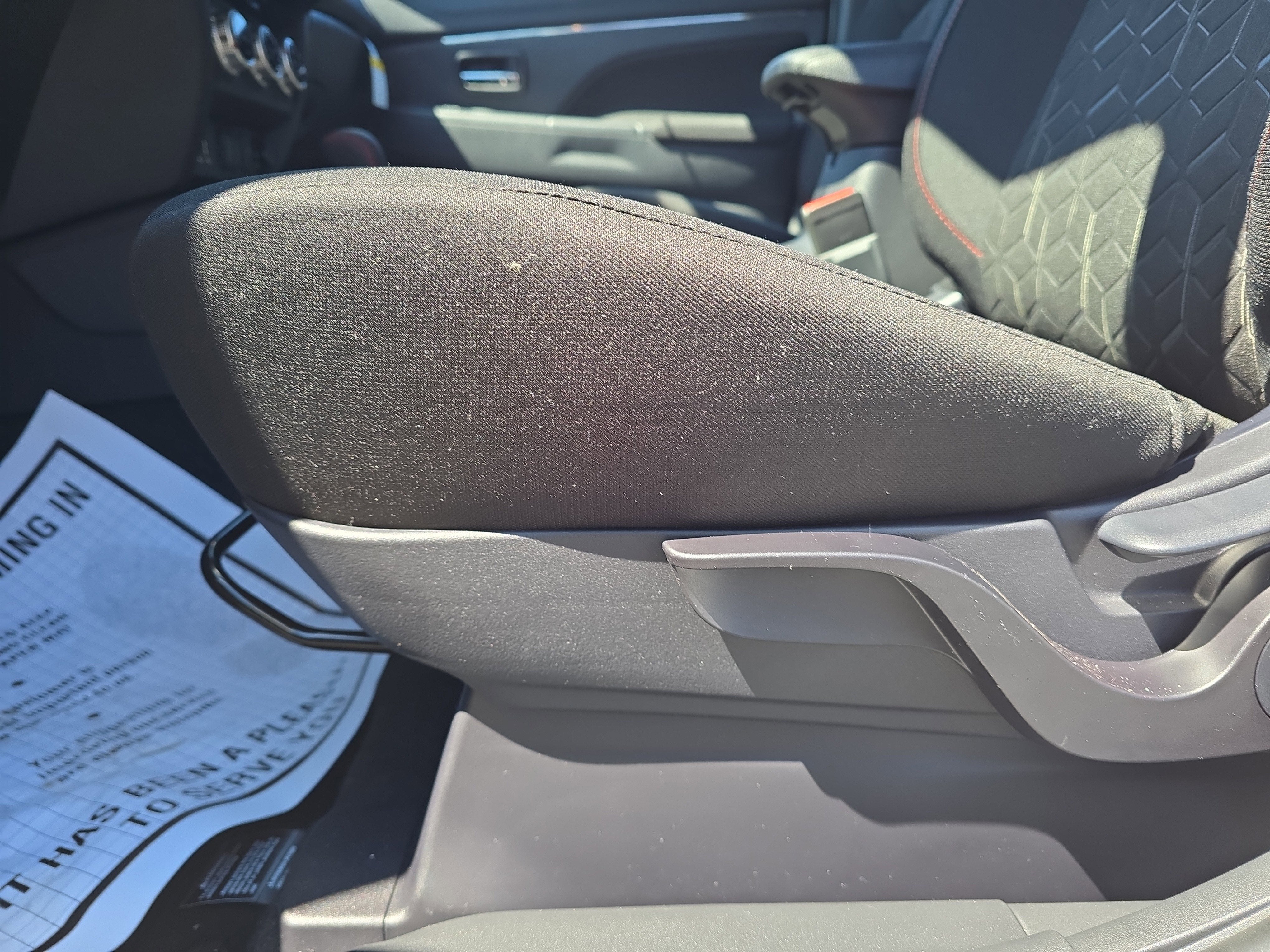 2026 Mitsubishi Outlander Sport 2.0 LE