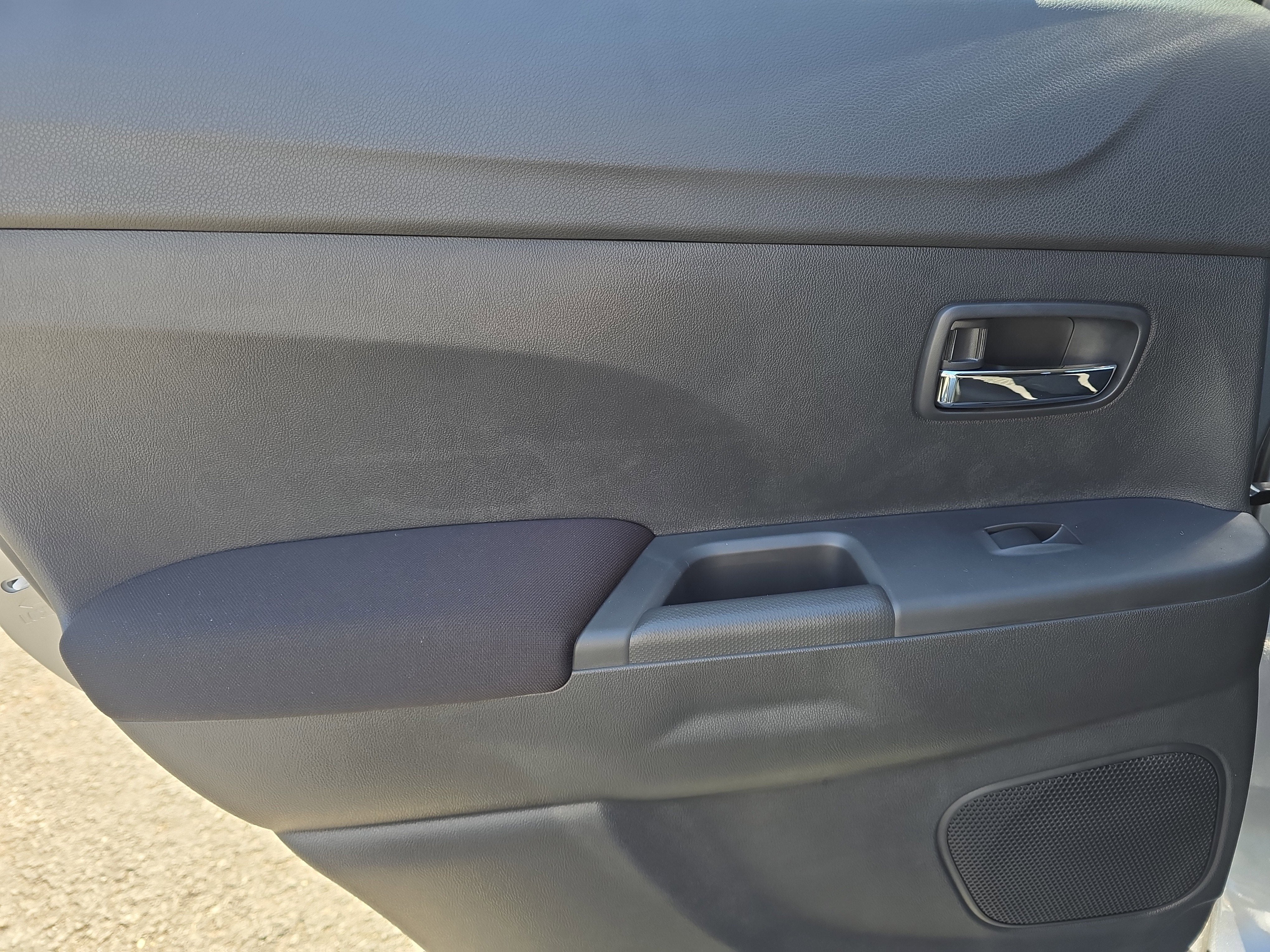 2026 Mitsubishi Outlander Sport 2.0 ES