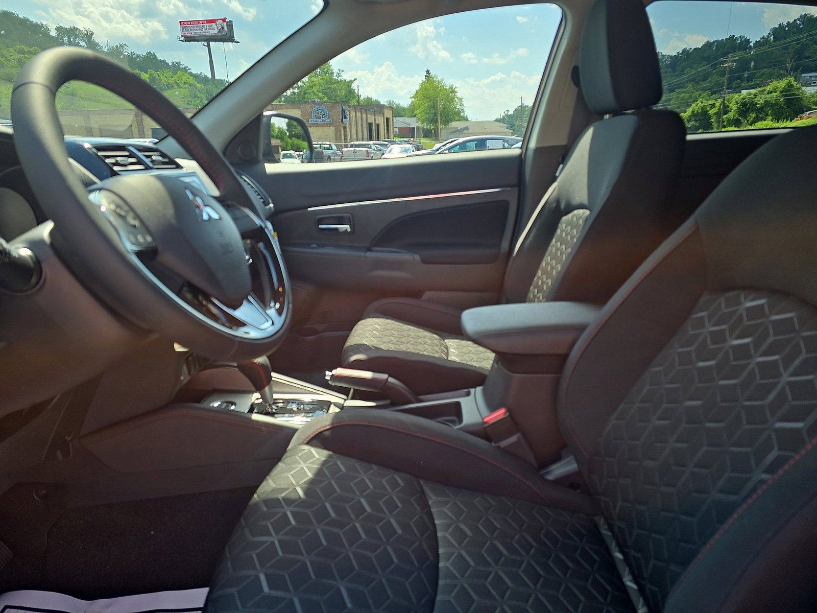 2025 Mitsubishi Outlander Sport 2.0 LE