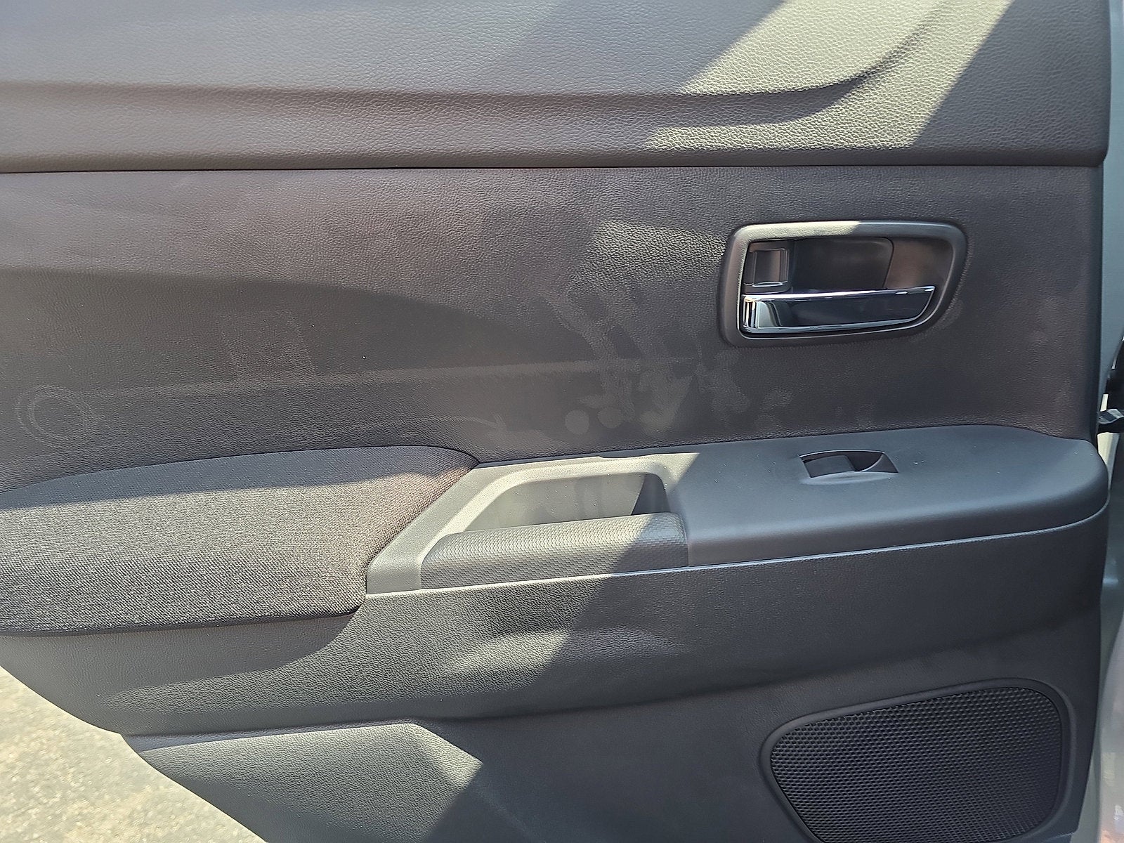 2025 Mitsubishi Outlander Sport 2.0 LE