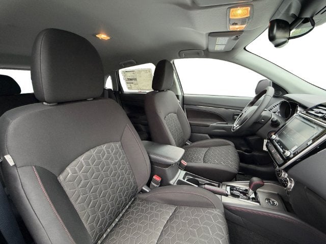 2027 Mitsubishi Outlander Sport 2.0 LE