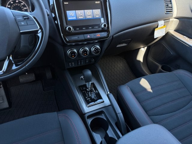 2027 Mitsubishi Outlander Sport 2.0 SE