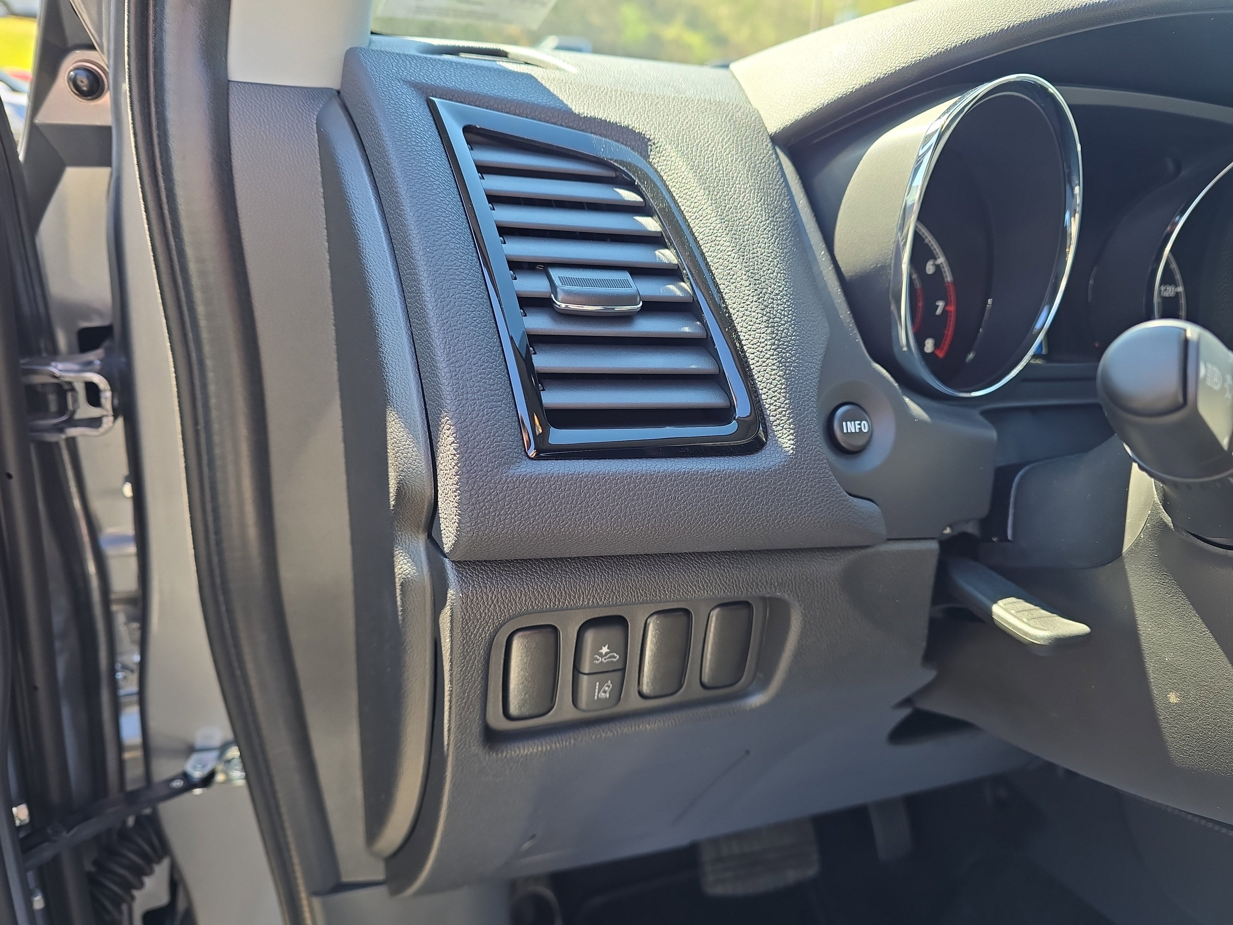 2026 Mitsubishi Outlander Sport 2.0 ES