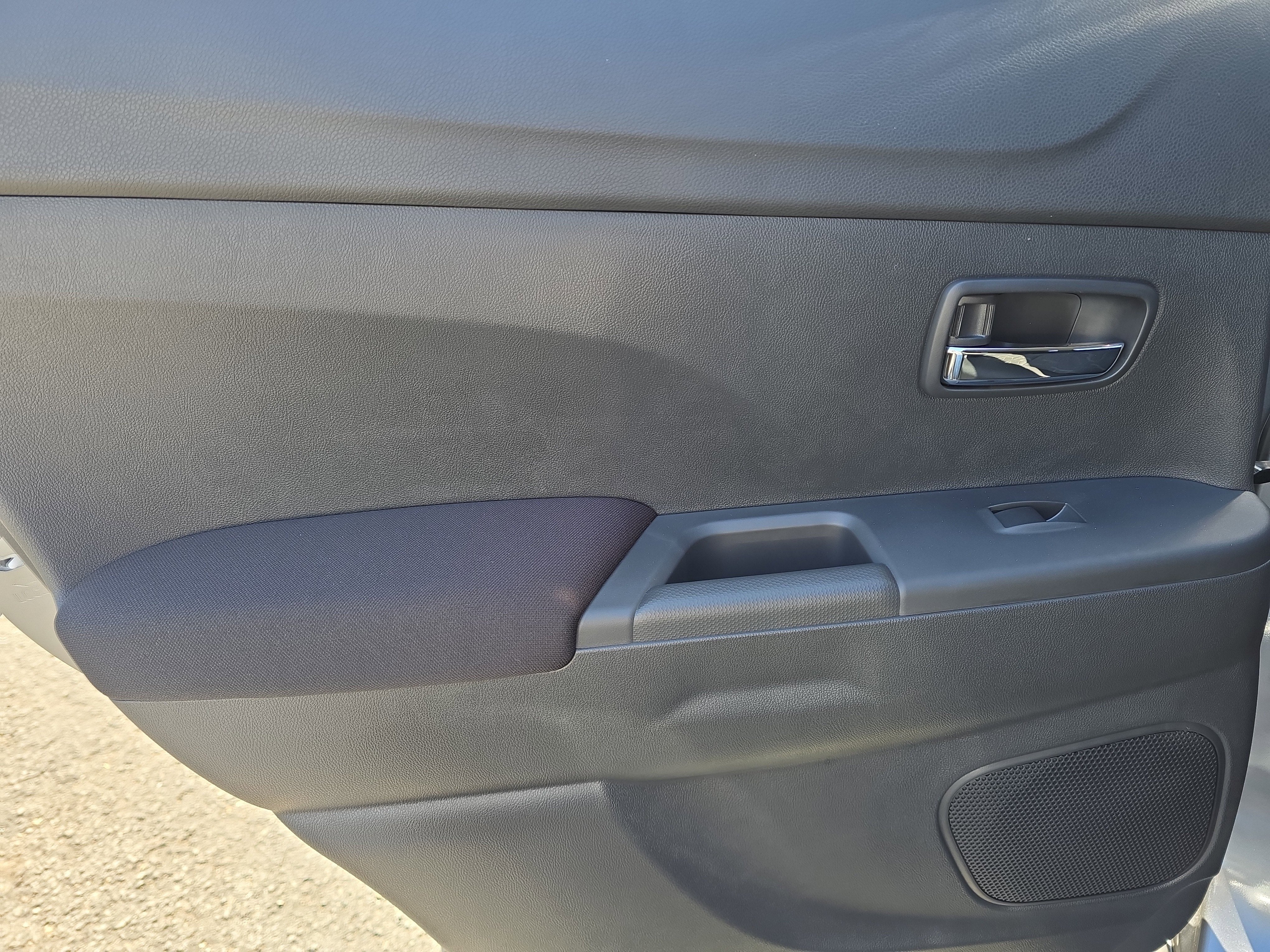 2026 Mitsubishi Outlander Sport 2.0 ES