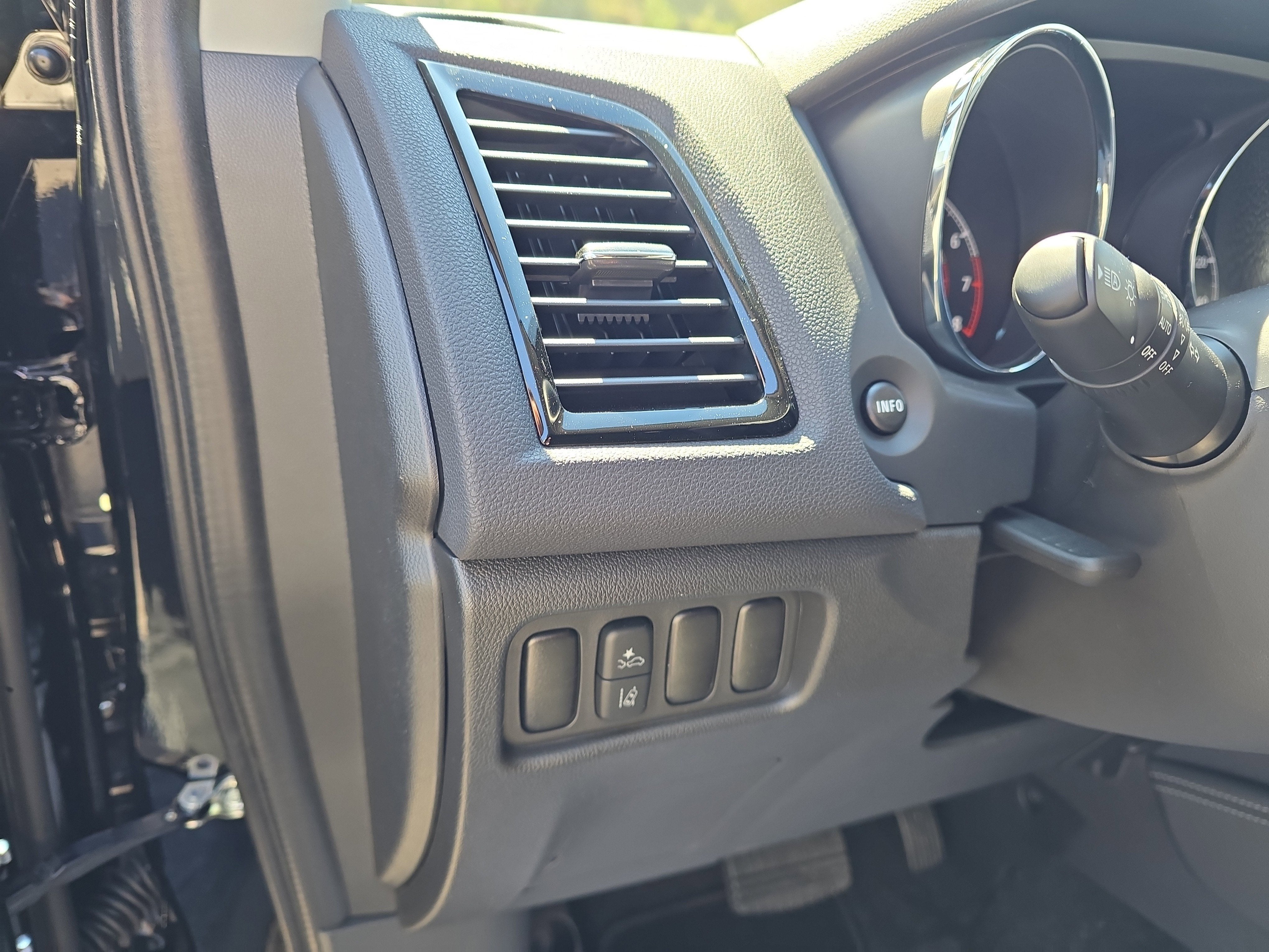2026 Mitsubishi Outlander Sport 2.0 ES