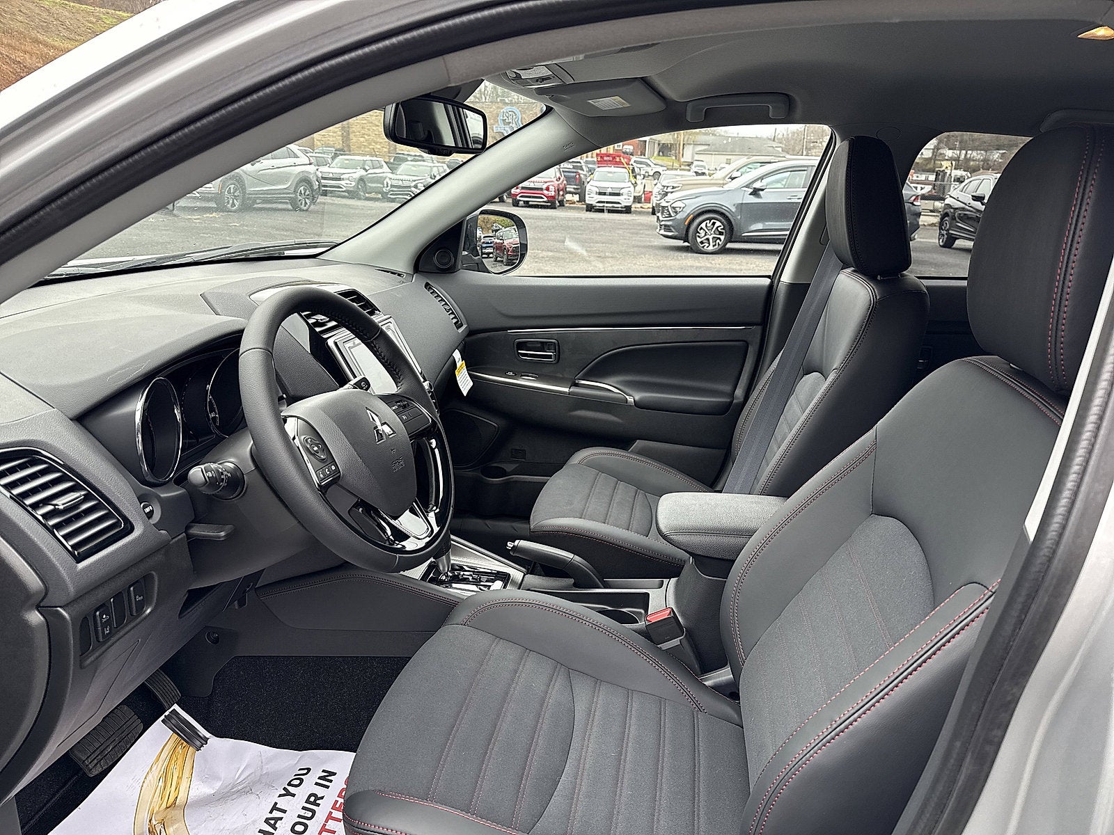 2025 Mitsubishi Outlander Sport 2.0 SE