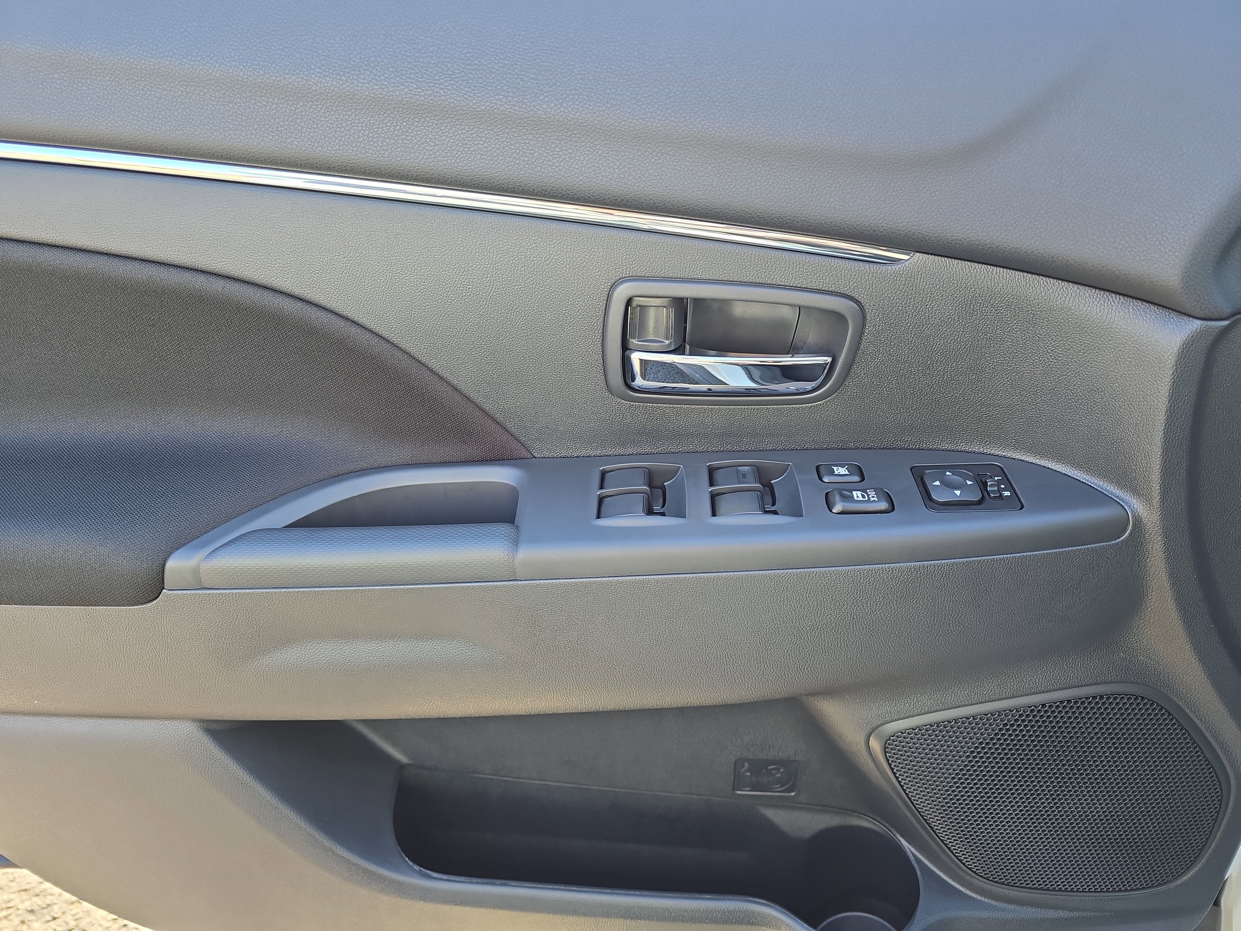 2026 Mitsubishi Outlander Sport 2.0 LE