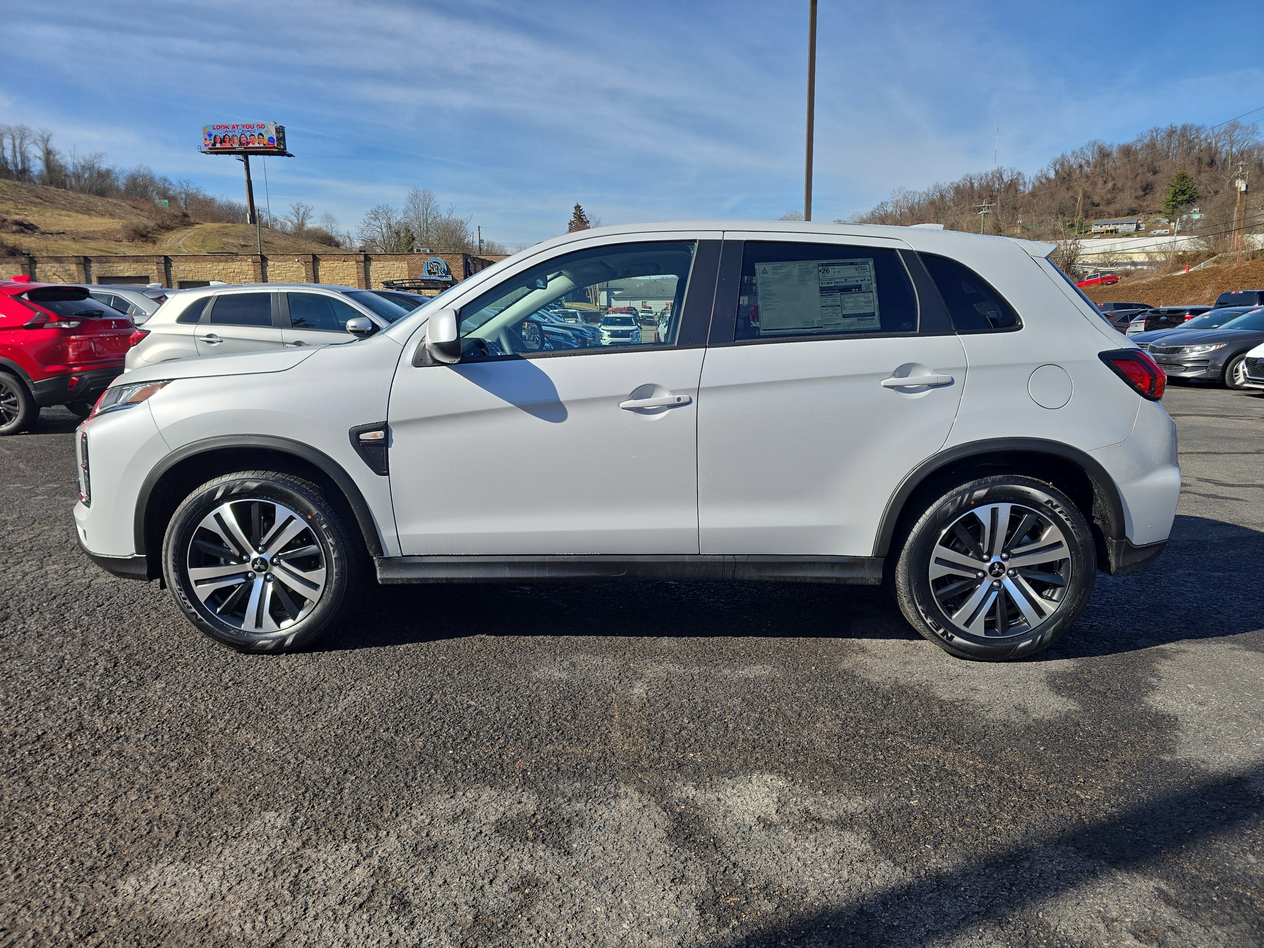 2026 Mitsubishi Outlander Sport 2.0 LE