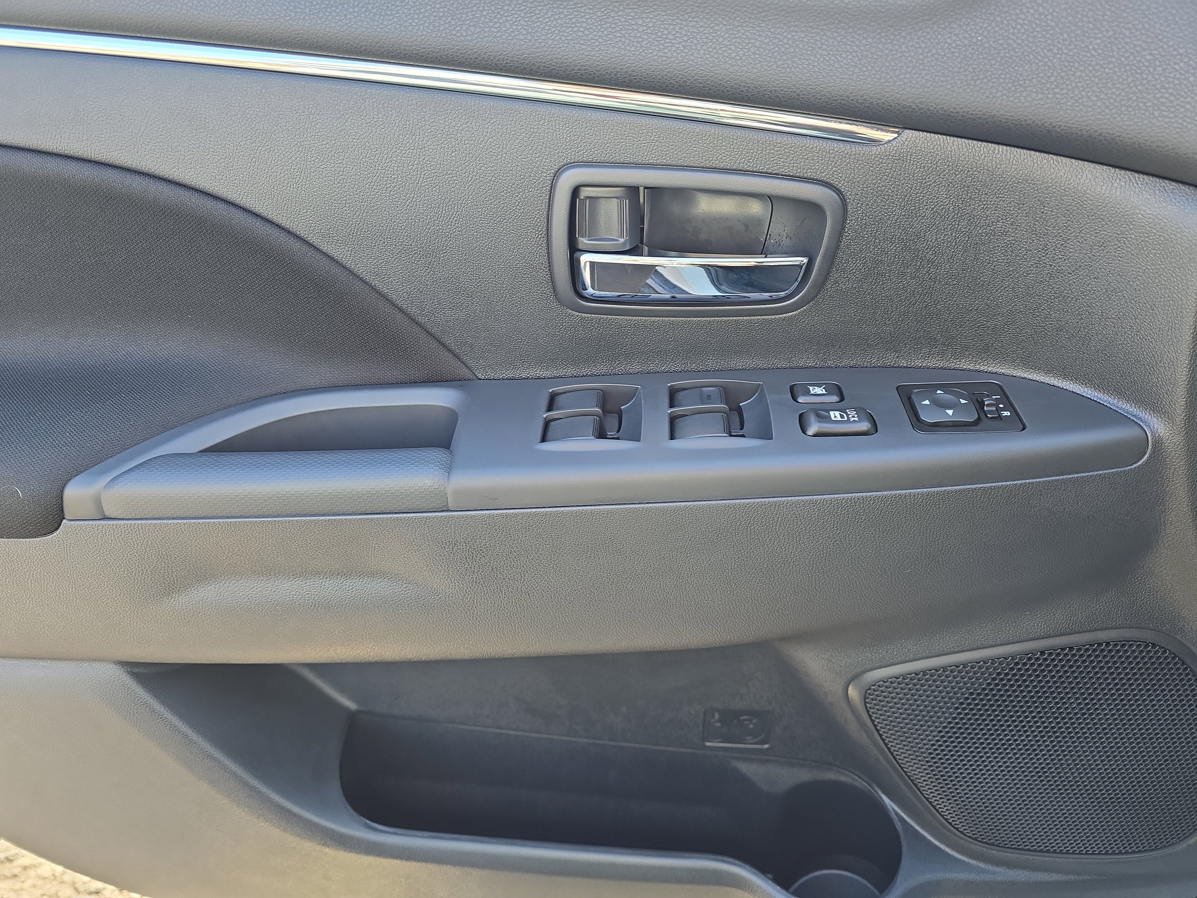 2026 Mitsubishi Outlander Sport 2.0 LE