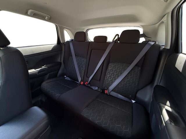 2026 Mitsubishi Outlander Sport 2.0 LE