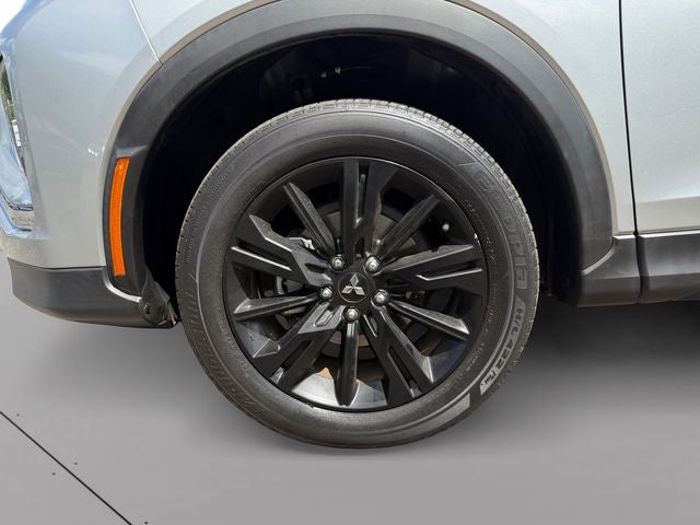 2023 Mitsubishi Eclipse Cross LE