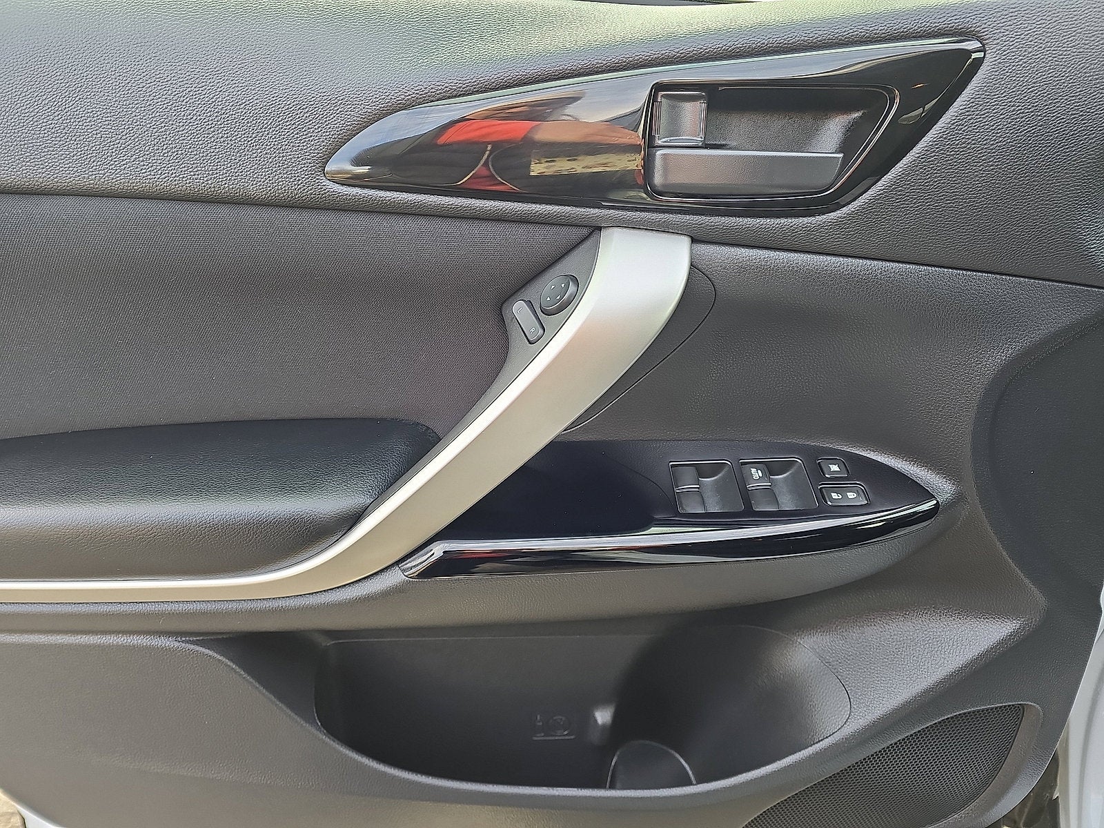 2025 Mitsubishi Eclipse Cross LE