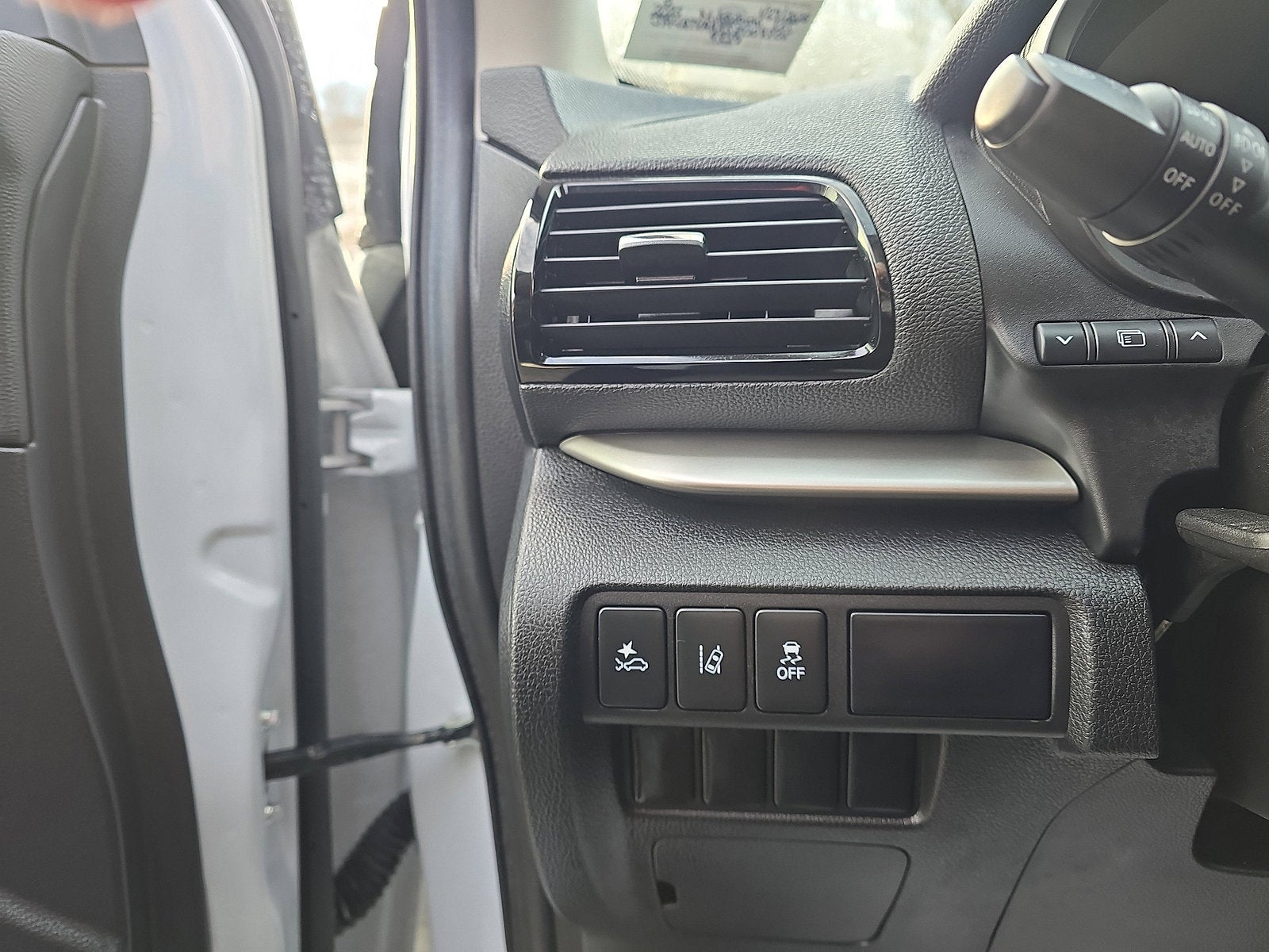 2025 Mitsubishi Eclipse Cross LE