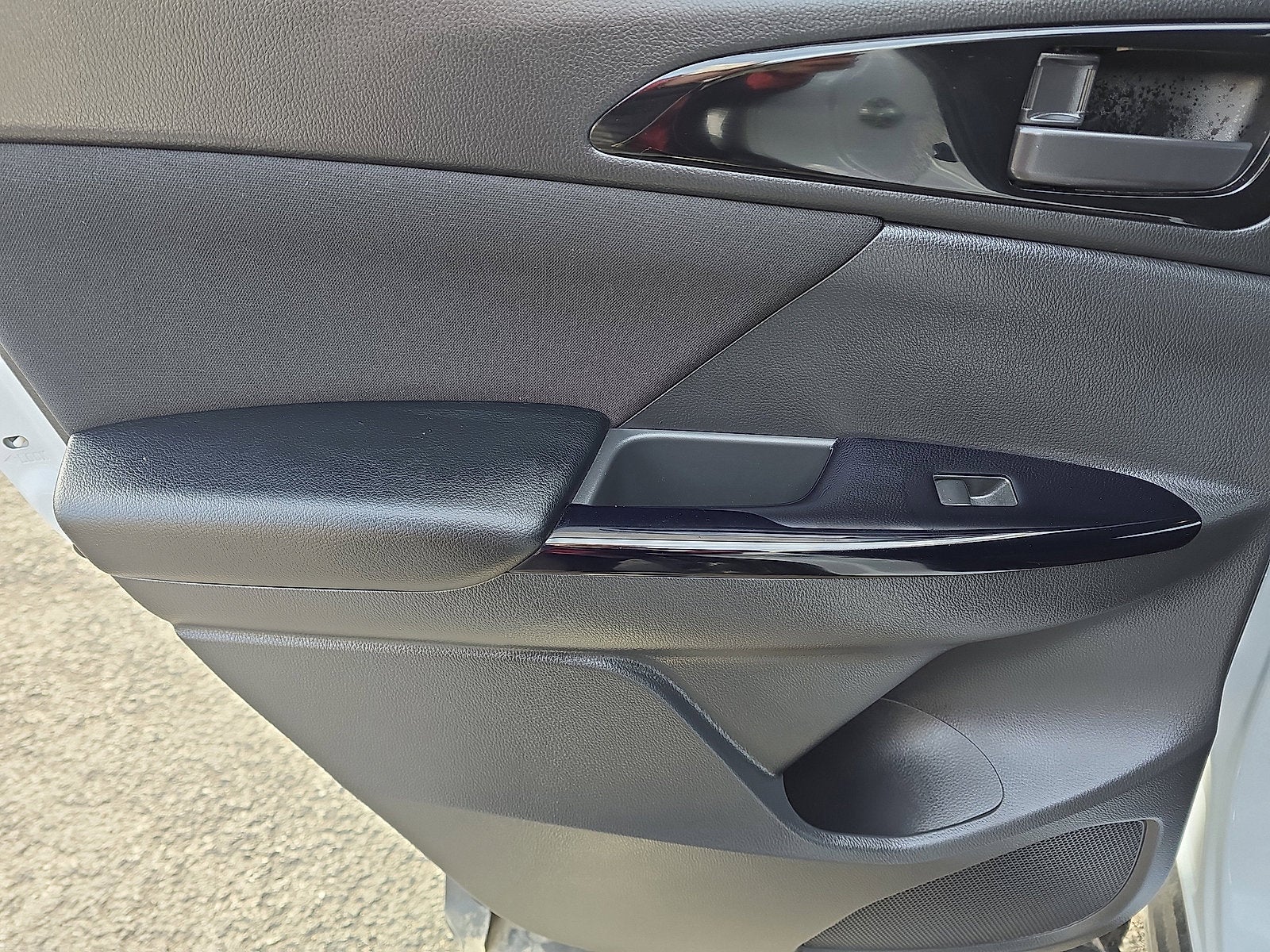 2025 Mitsubishi Eclipse Cross LE