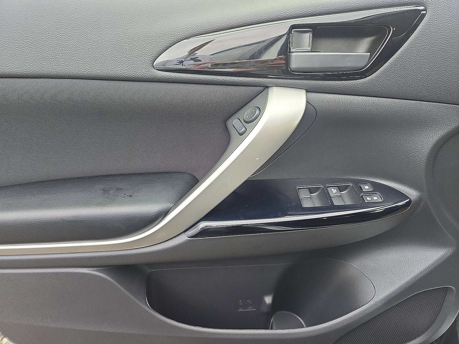 2026 Mitsubishi Eclipse Cross LE