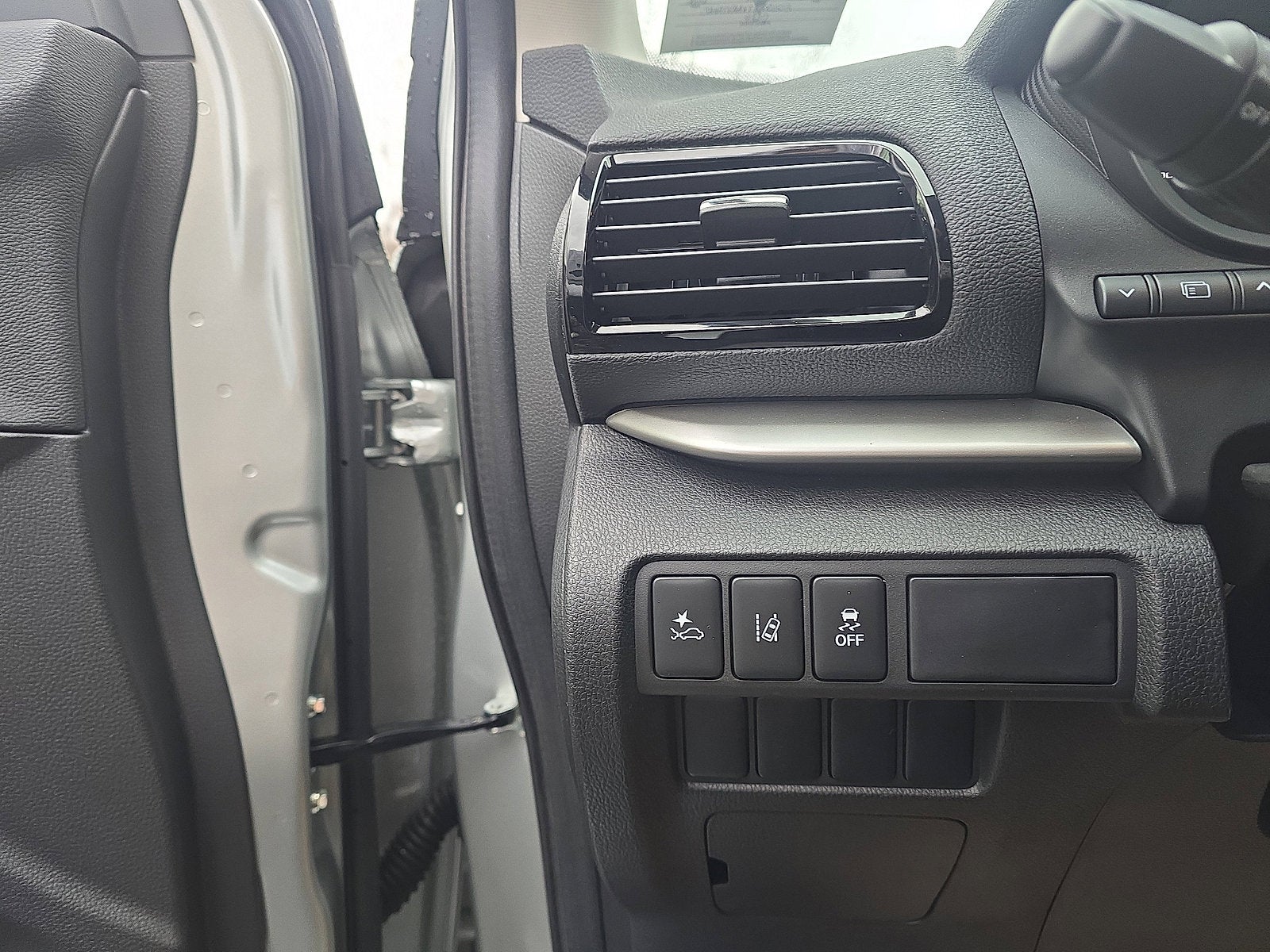 2026 Mitsubishi Eclipse Cross LE