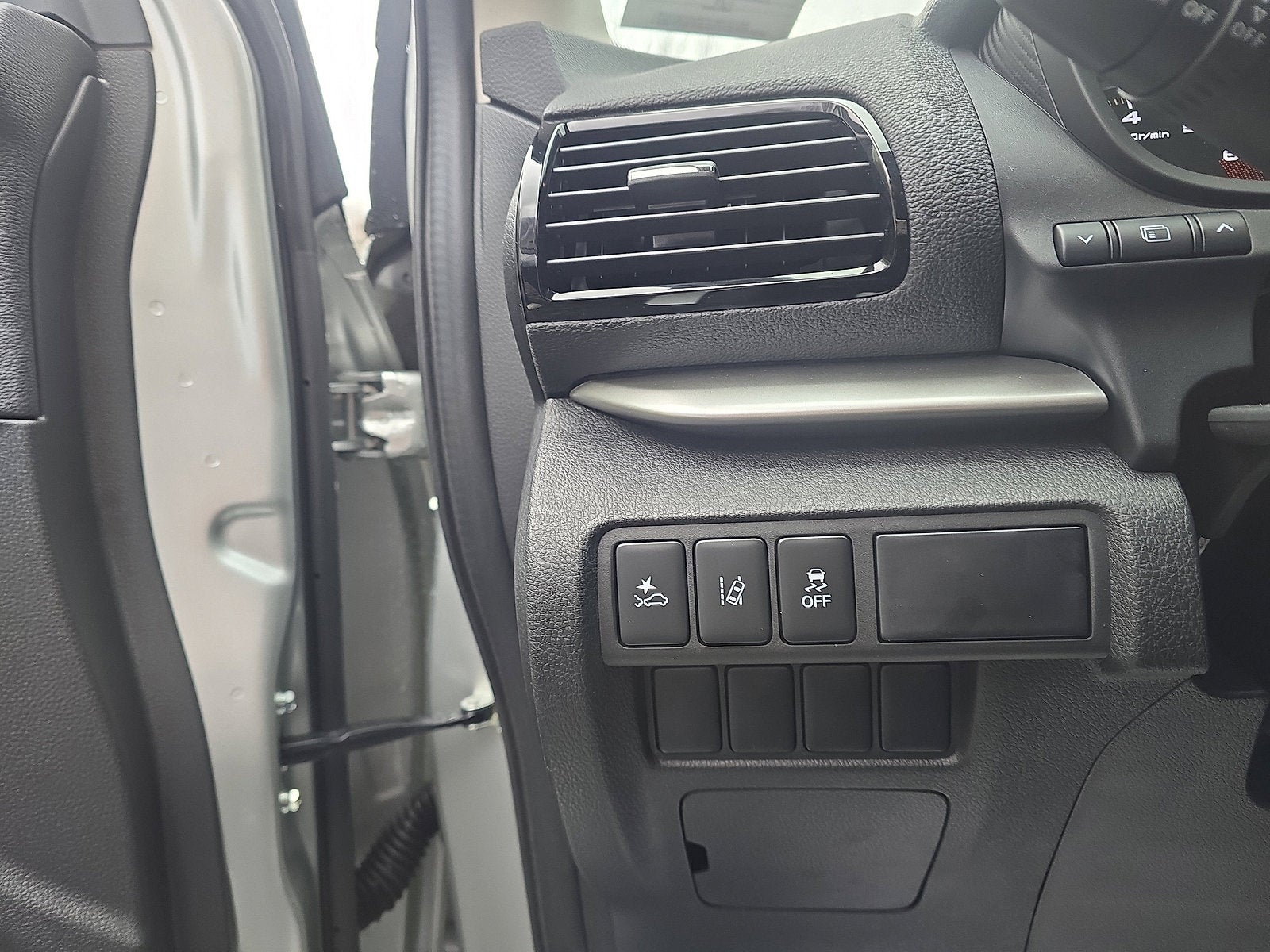 2026 Mitsubishi Eclipse Cross LE