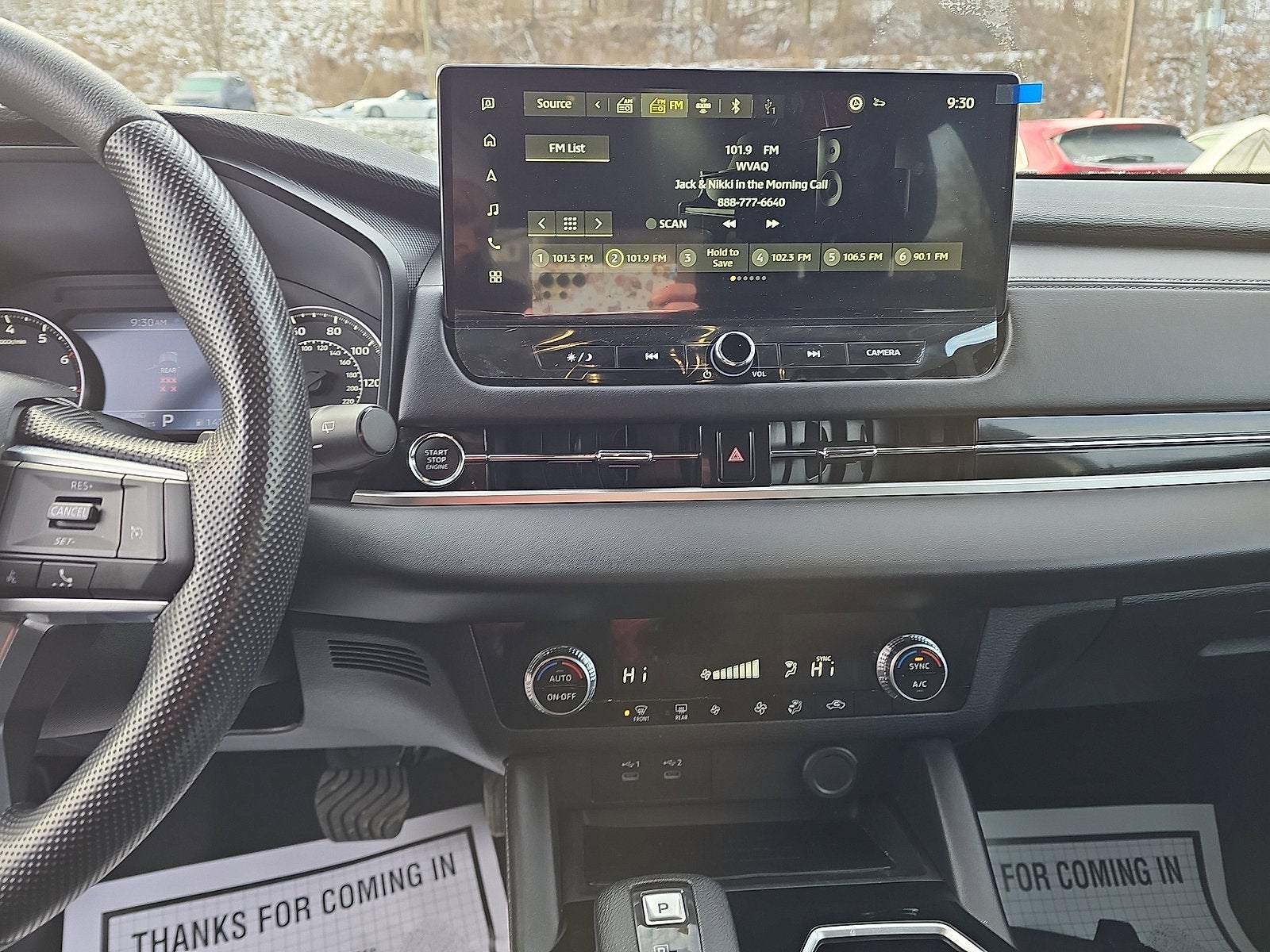 2025 Mitsubishi Outlander ES