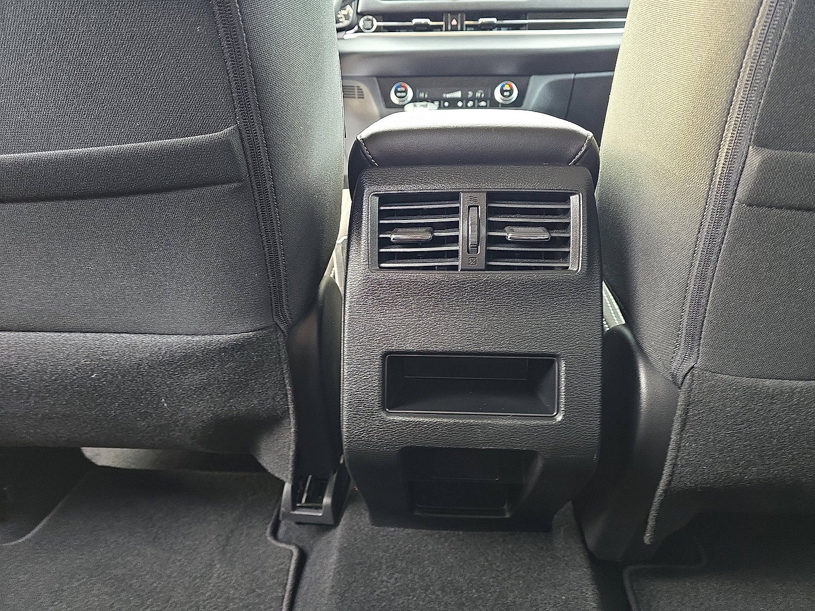 2025 Mitsubishi Outlander ES