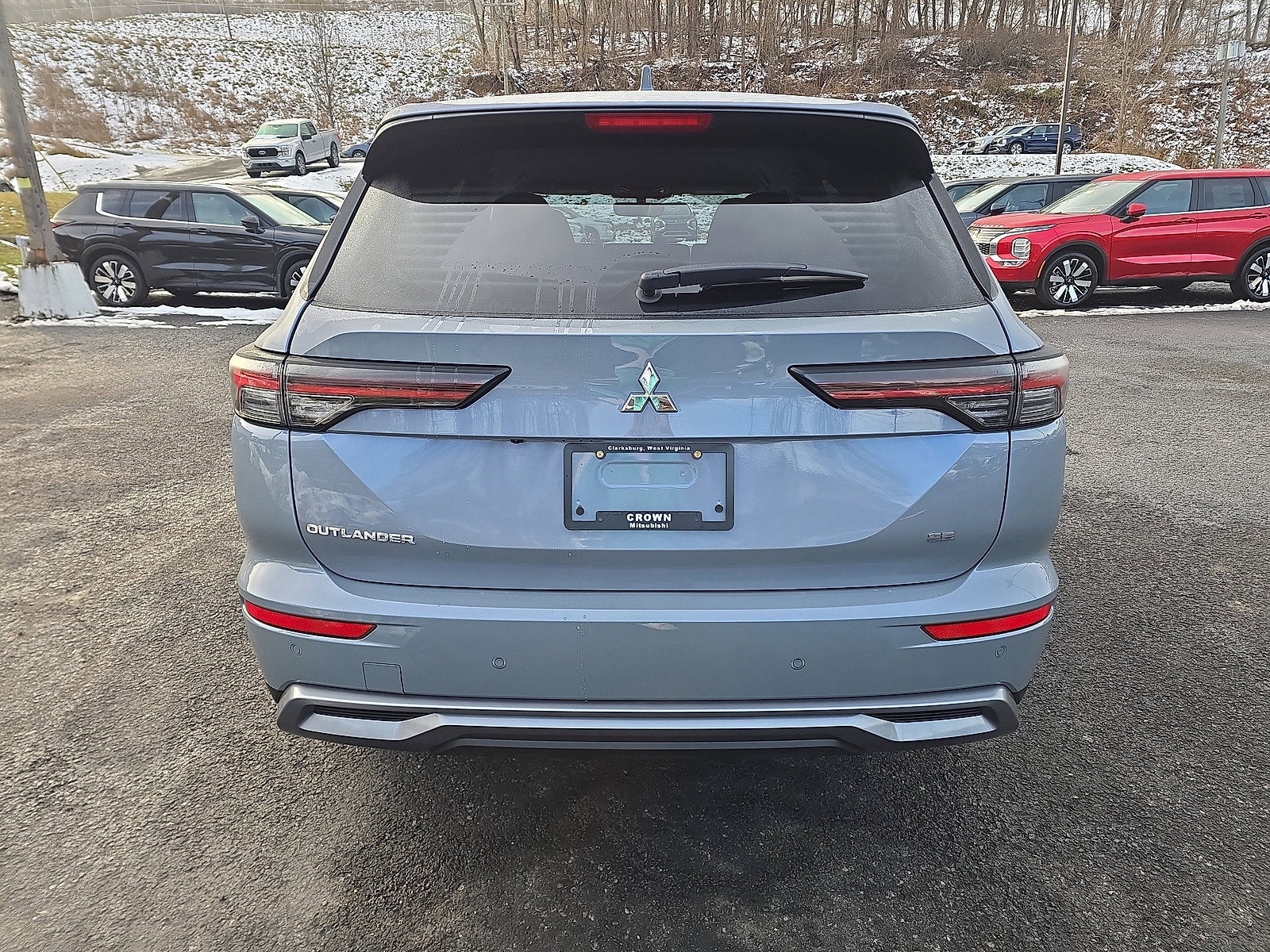 2026 Mitsubishi Outlander SE