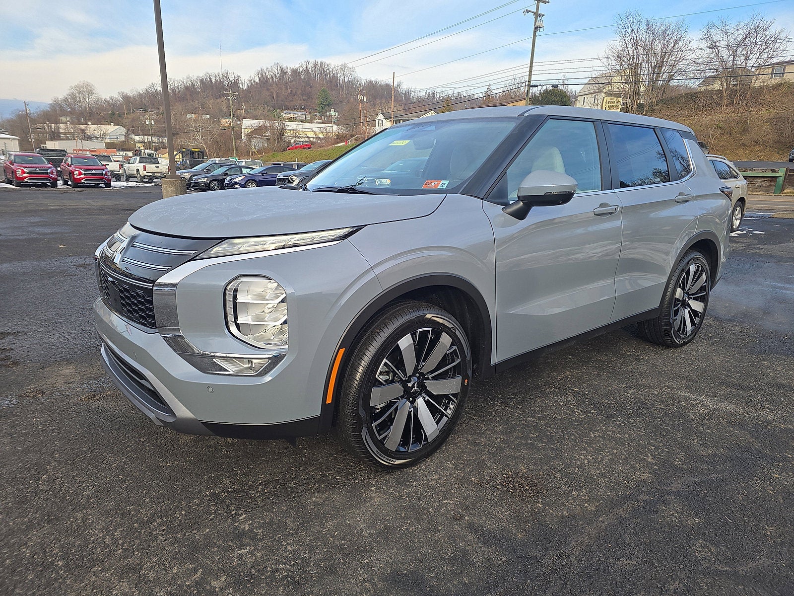 2026 Mitsubishi Outlander SE