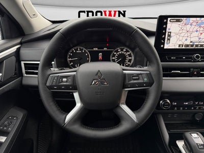 2026 Mitsubishi Outlander SE