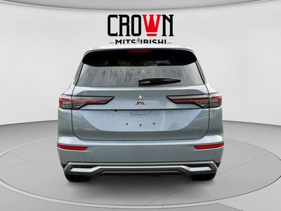 2026 Mitsubishi Outlander SE