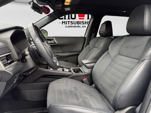 2022 Mitsubishi Outlander Black Edition