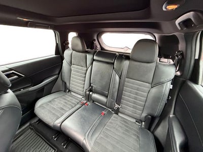 2022 Mitsubishi Outlander Black Edition