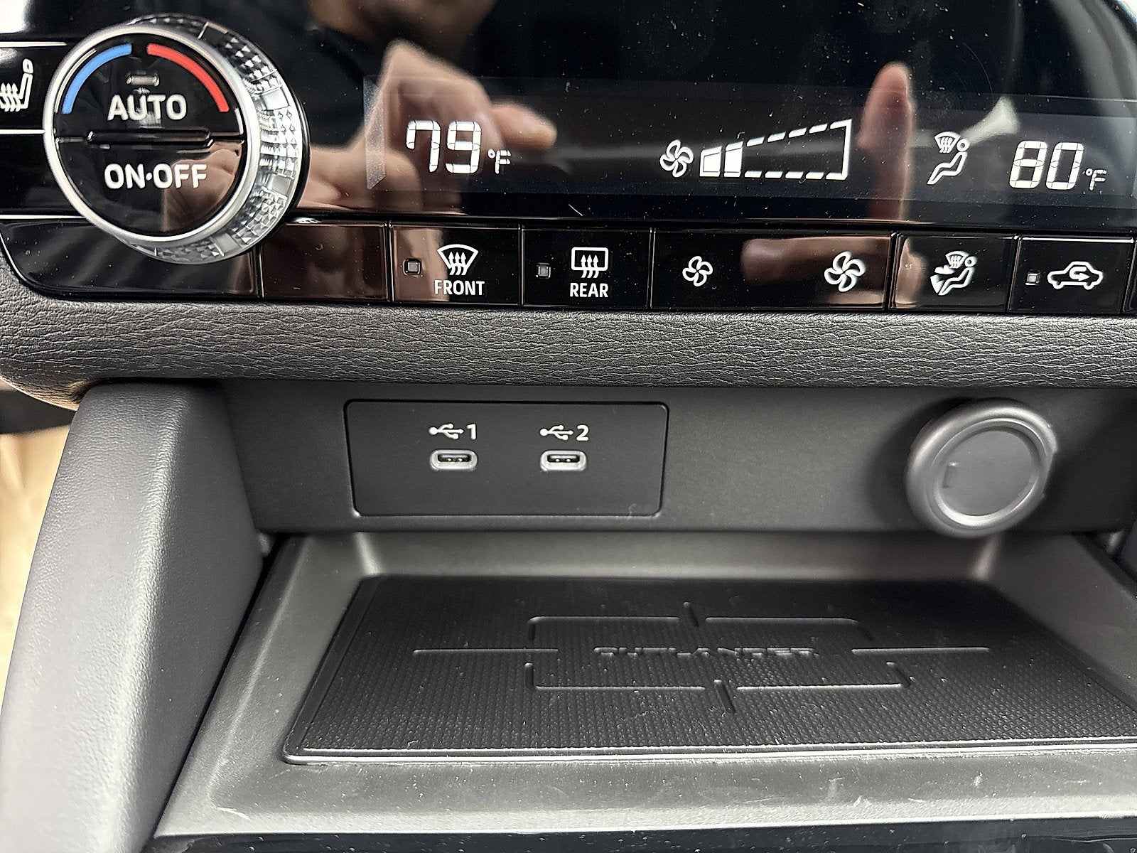 2025 Mitsubishi Outlander ES