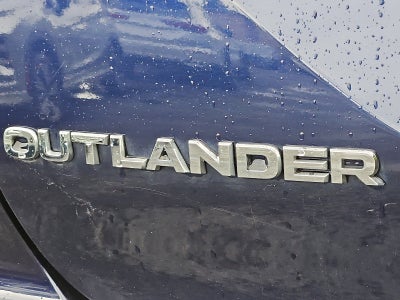 2023 Mitsubishi Outlander SE AWC