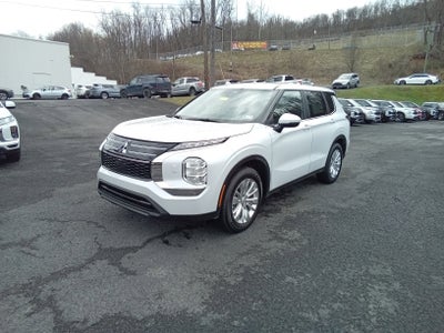 2026 Mitsubishi Outlander ES