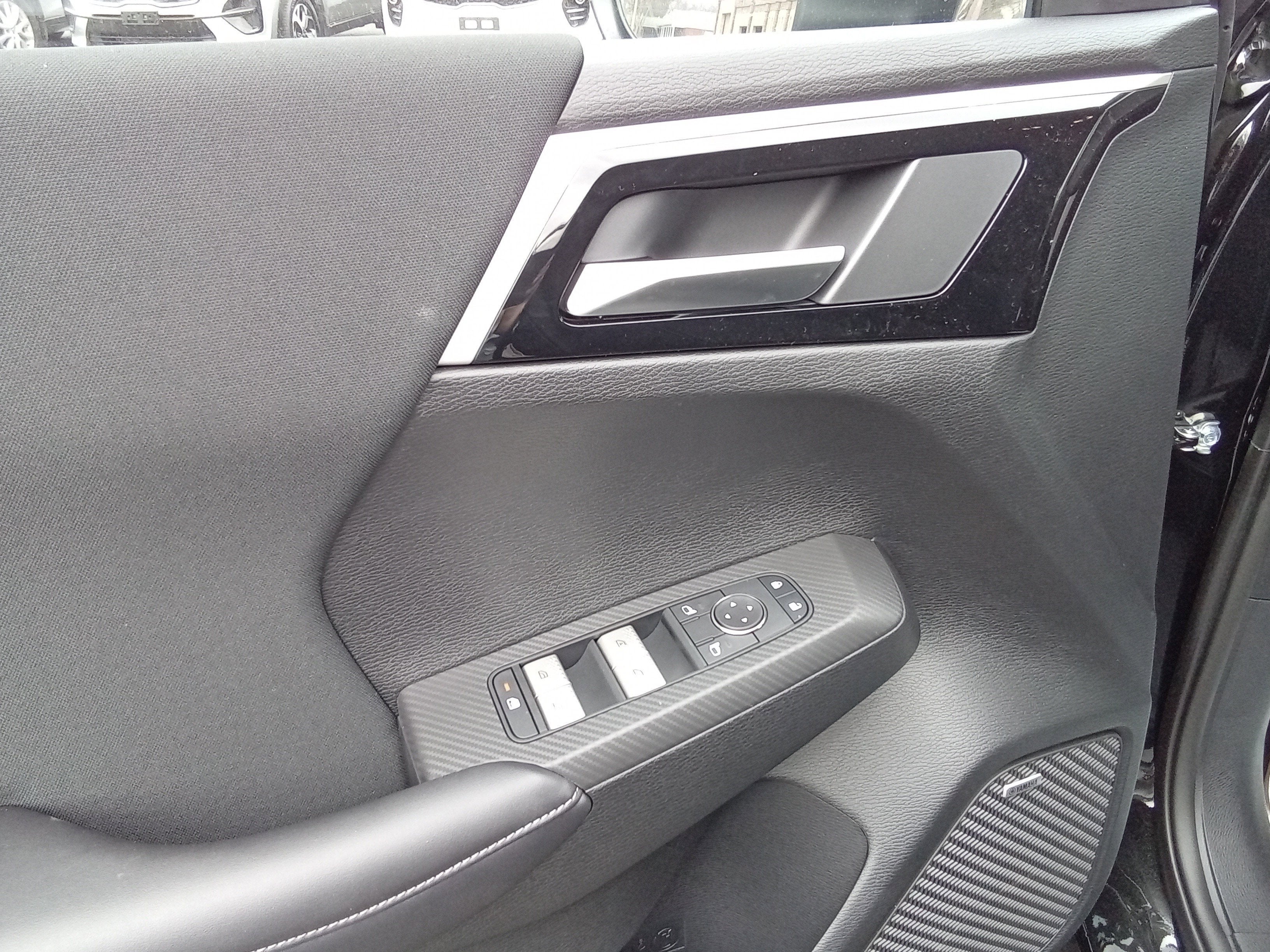 2026 Mitsubishi Outlander ES