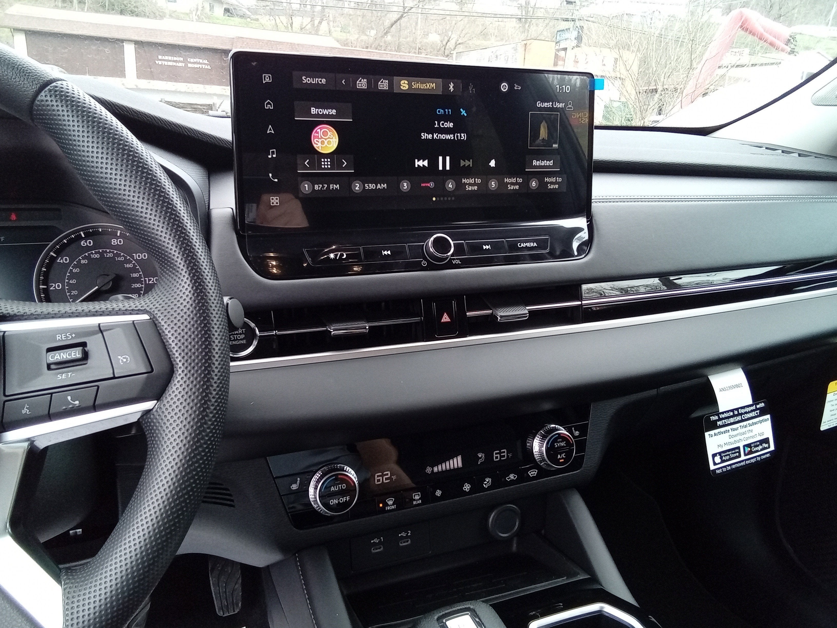 2026 Mitsubishi Outlander ES