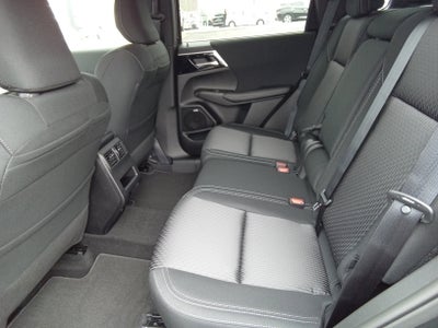 2026 Mitsubishi Outlander ES