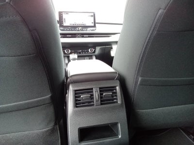 2026 Mitsubishi Outlander ES