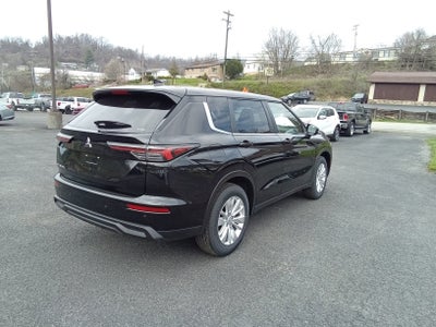 2026 Mitsubishi Outlander ES