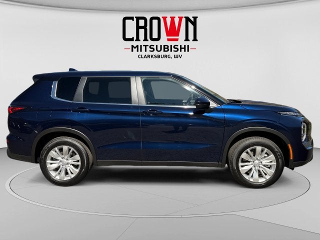 2026 Mitsubishi Outlander ES