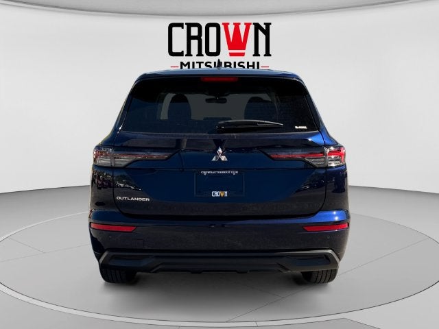 2026 Mitsubishi Outlander ES